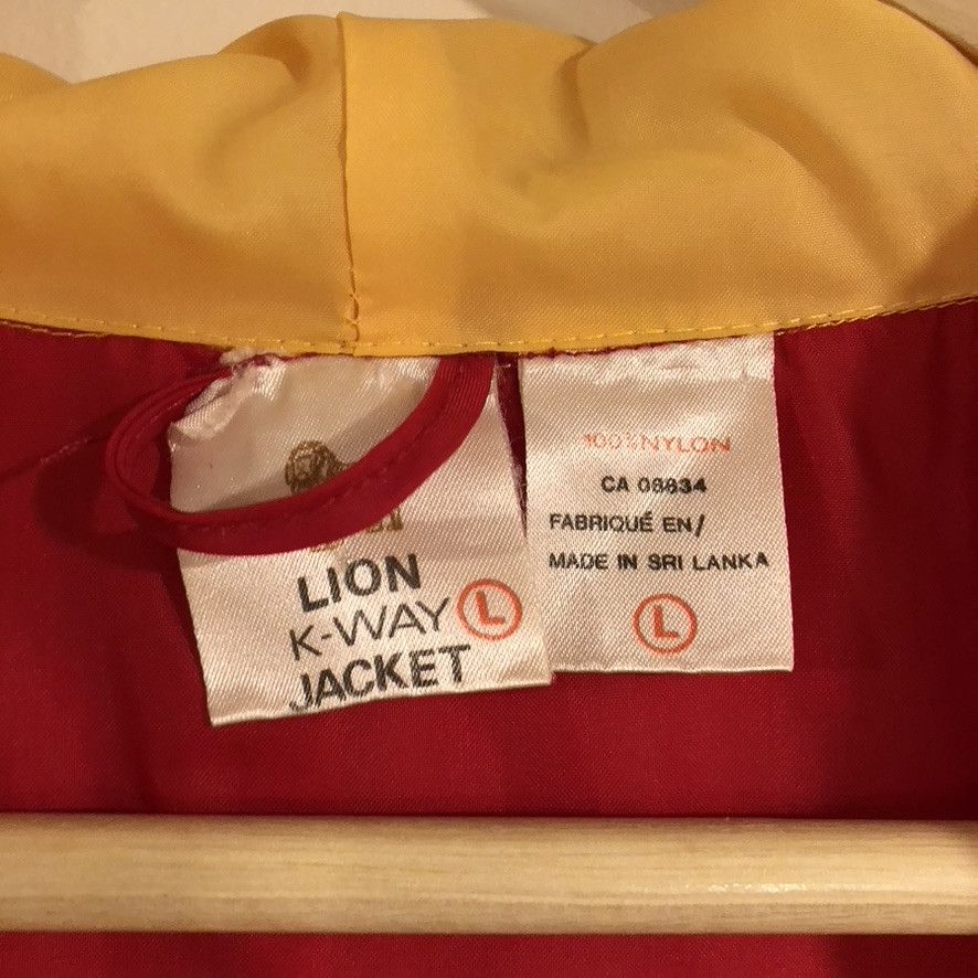 K-Way 1980s K-Way Windbreaker Vintage Red & Gold Size US L / EU 52-54 / 3 - 5 Thumbnail