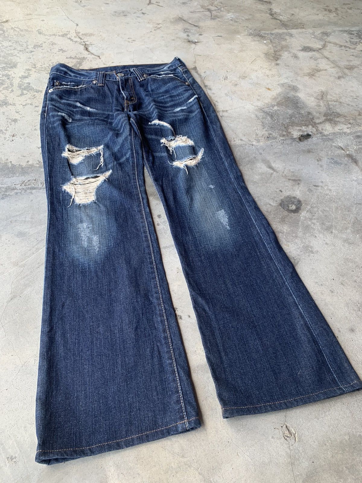 Levi's Hot 🔥 Flare Levi’s Lot 708 Distressed Jeans.. Size US 30 / EU 46 - 1 Thumbnail