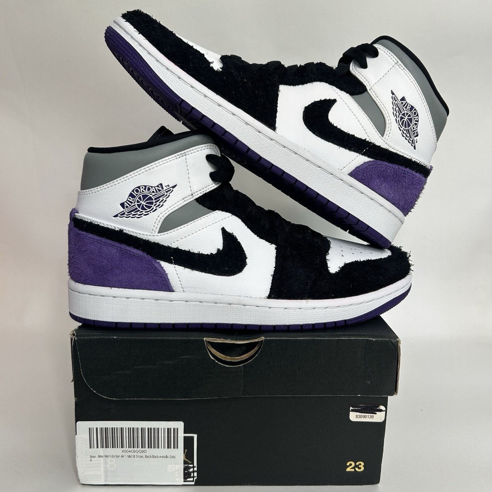 Nike Nike Air Jordan 1 Retro Mid SE "Varsity Purple" Size US 8 / EU 41 - 1 Thumbnail
