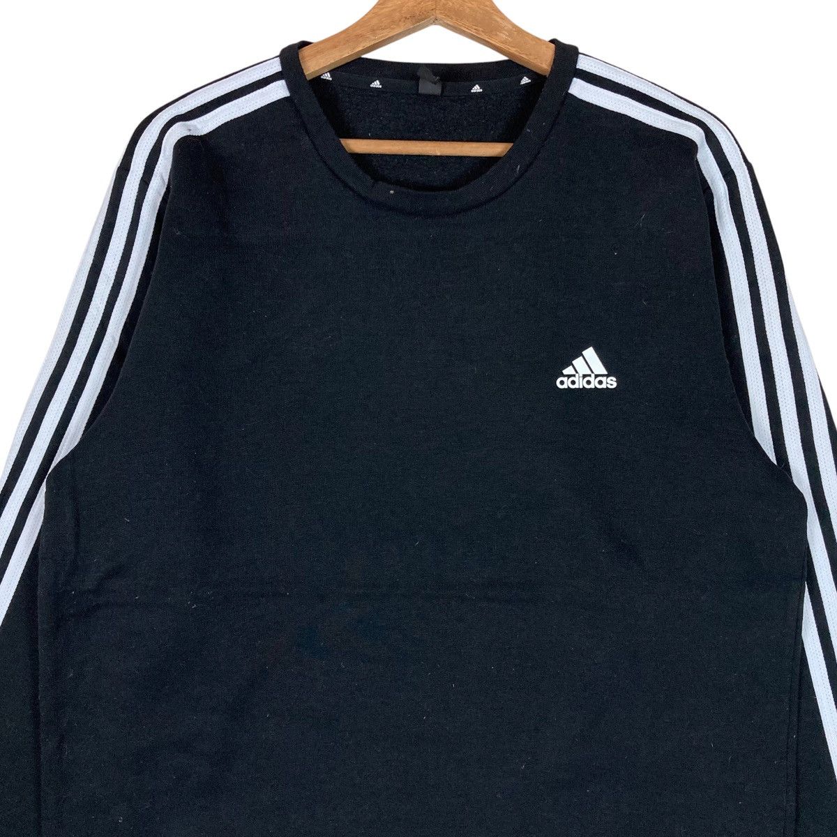 Adidas Vintage Adidas Mini Logo Pullover Jumper Sweatshirt Size US L / EU 52-54 / 3 - 2 Thumbnail