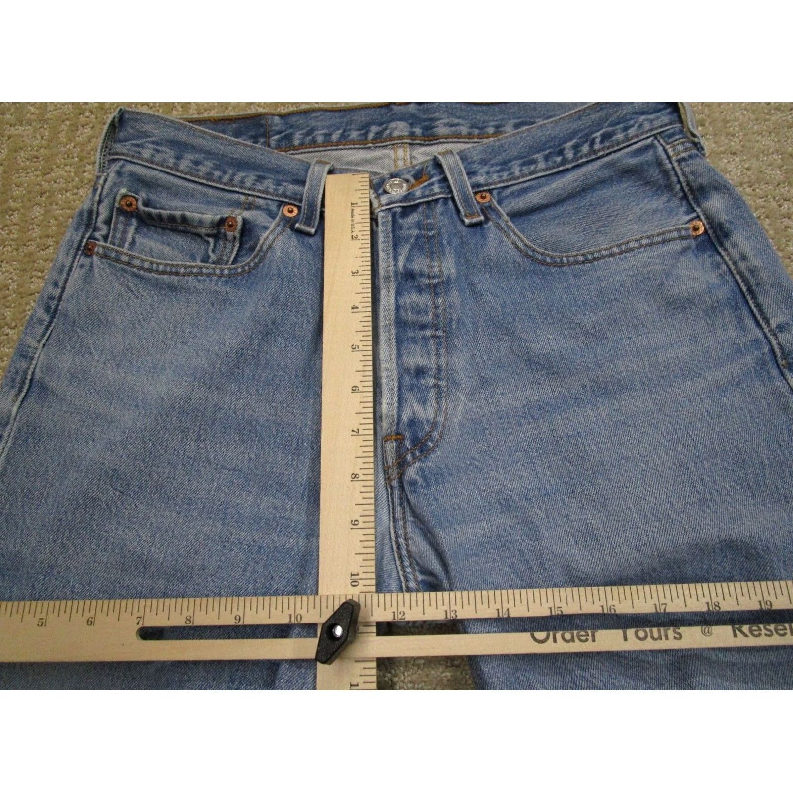 Levi's VINTAGE Levi's 501 XX Jeans Men 33x34 Light Blue Button Fly Pants Whisker 90s USA Mens Size US 33 - 7 Thumbnail