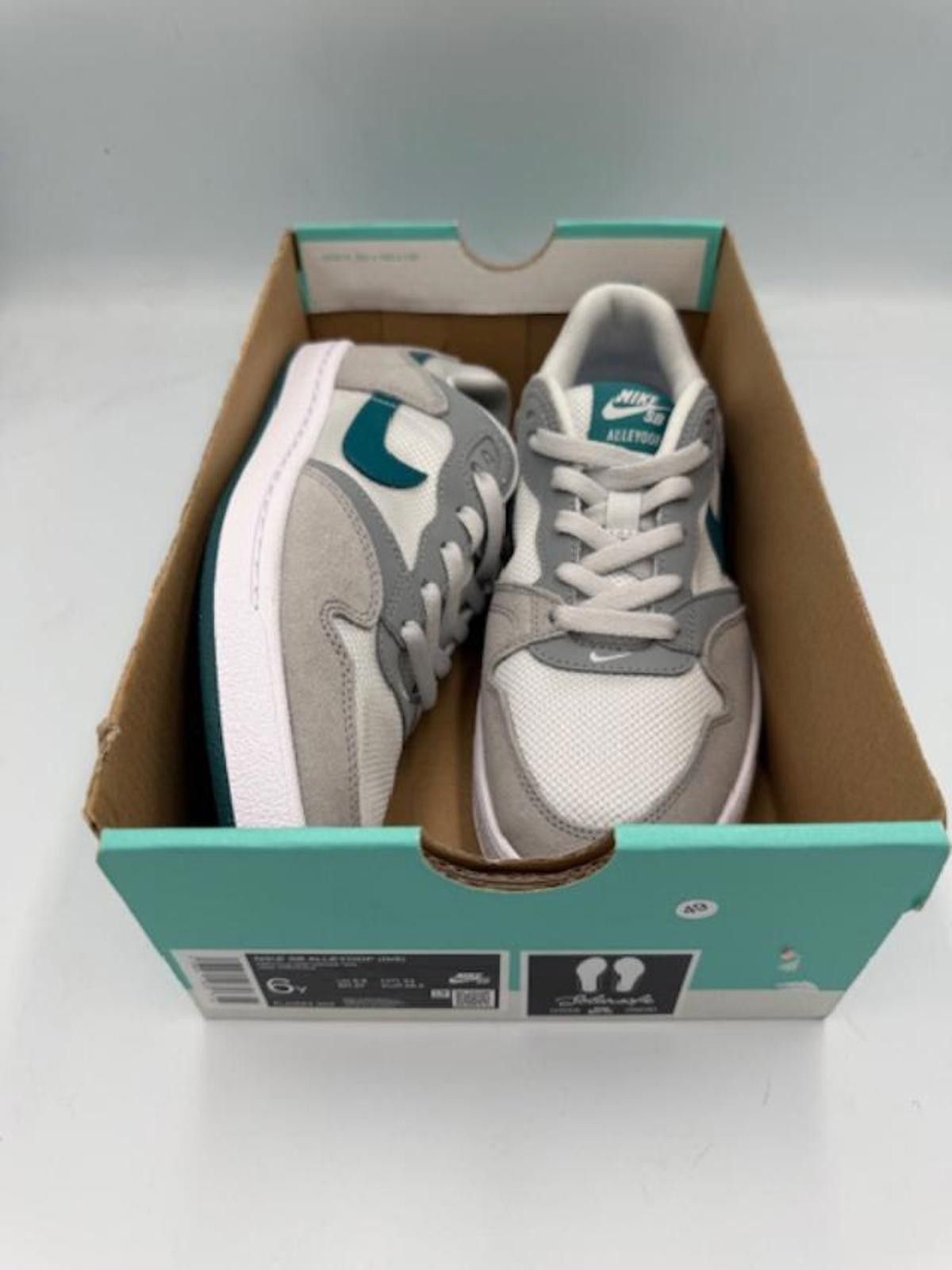 Nike Nike SB Alleyoop (GS) Sneakers New Size 6Y/W7.5 Size US 6 / EU 39 - 3 Thumbnail