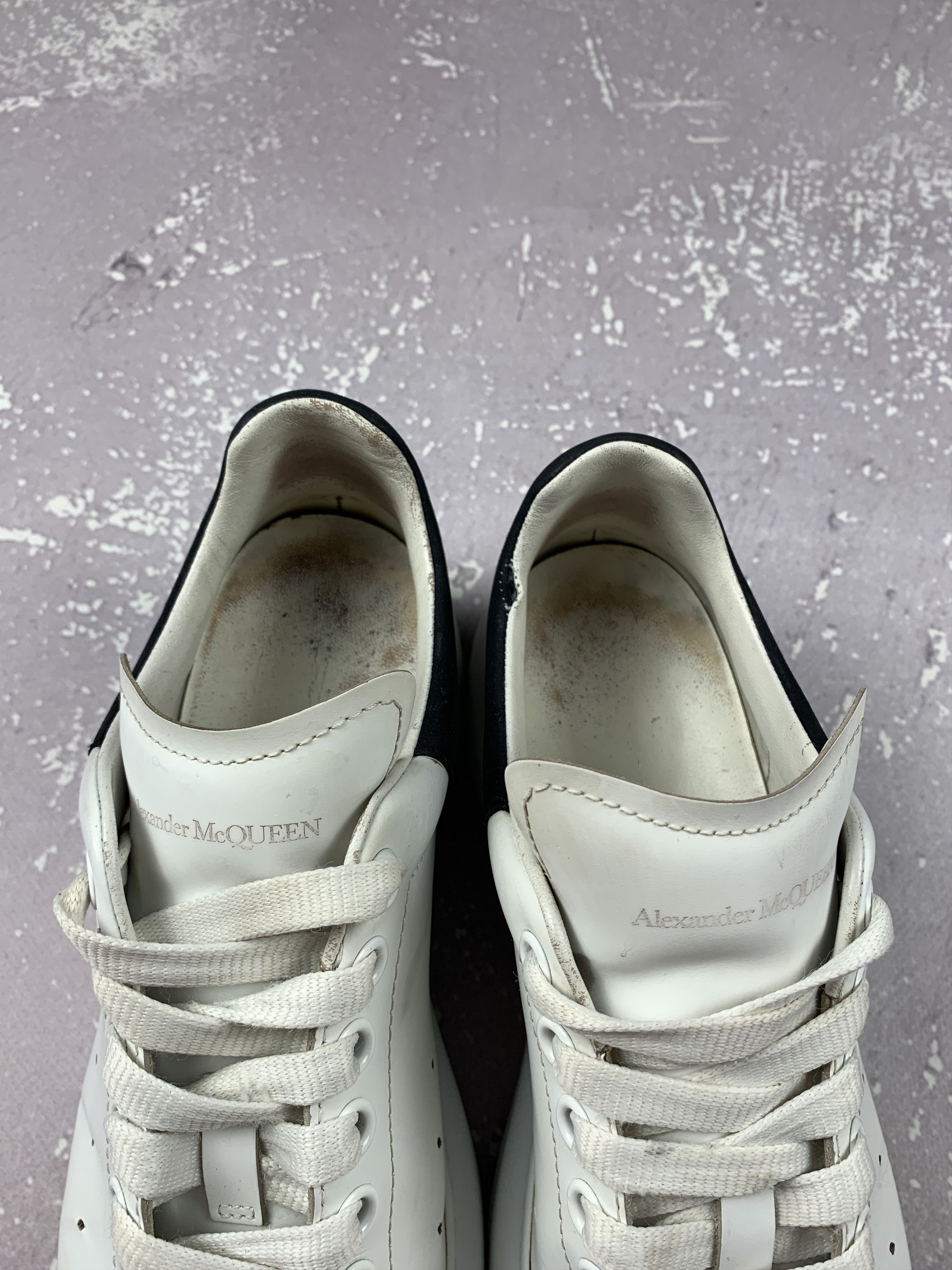 Alexander McQueen Alexander McQueen Oversize Sneakers Leather/Suede 39 1/2 Size US 6.5 / EU 39-40 - 12 Thumbnail