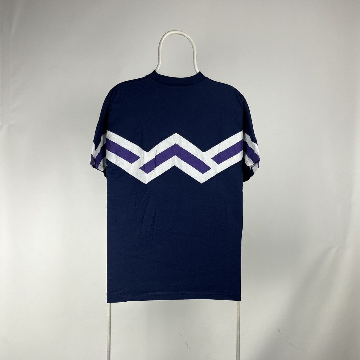 Adidas Vintage Adidas Geometric Tshirt size XLarge Size US XL / EU 56 / 4 - 2 Thumbnail