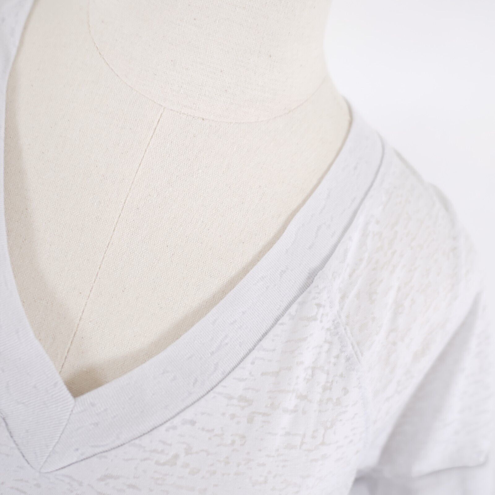 Rock & Republic Rock & Republic White See Through White Cotton Blend V-Neck Size M / US 6-8 / IT 42-44 - 4 Thumbnail