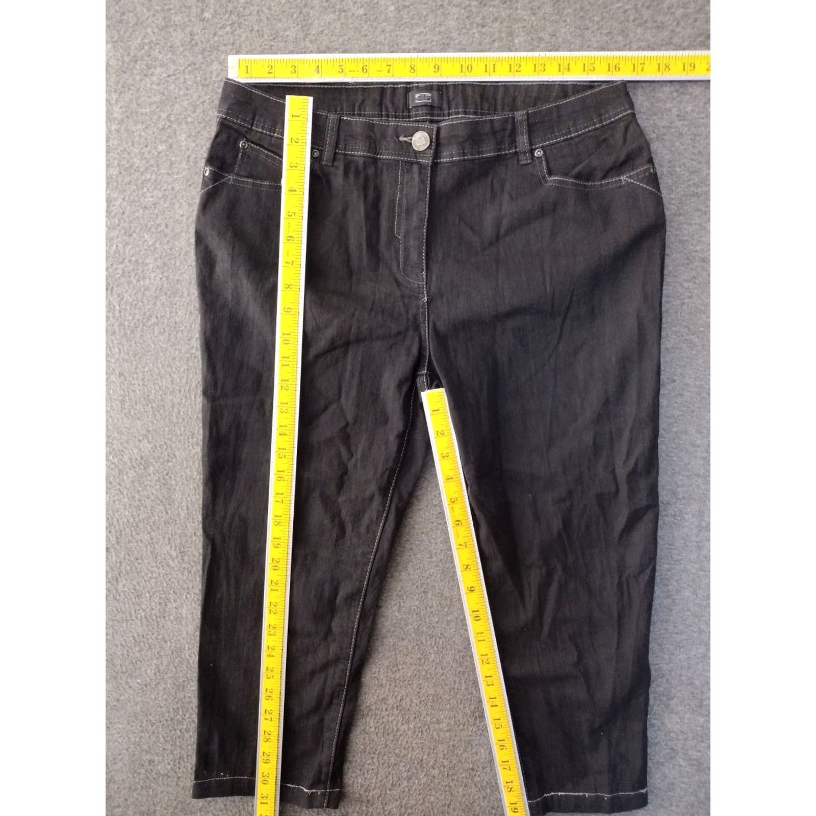 Vintage F&F Jeans Women’s 16 Black Dark Wash Mid Rise Skinny Capri Jeans Size 38" / US 16 / IT 52 - 4 Thumbnail