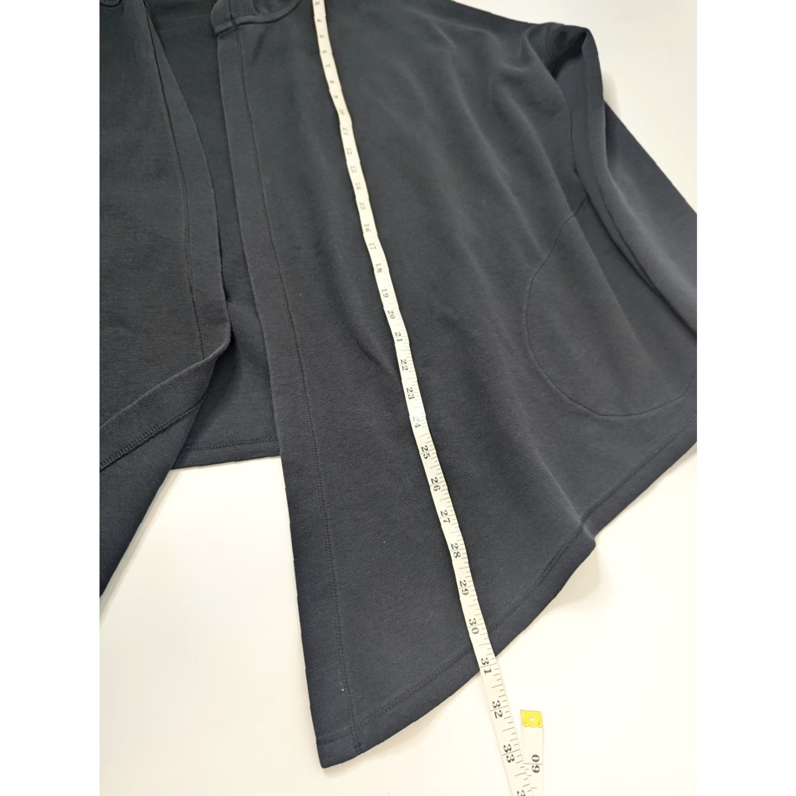 Under Armour Under Armour Hoodie Cardigan Women’s XL Black Open Front Long Sleeve Pockets Hooded Casual Activewear Size XL / US 12-14 / IT 48-50 - 6 Thumbnail