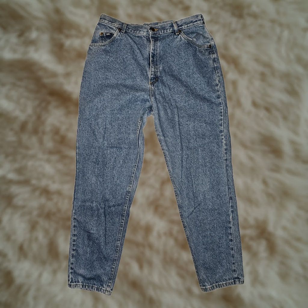 Lee VINTAGE Lee Jeans Women's 18 Plus High Rise 29in Inseam Stone Wash Beige 90s Grunge Y2K Logo Zipper Button Complete 5-Pocket Denim Distressed Stretch? Size 40" / US 18 - 1 Thumbnail