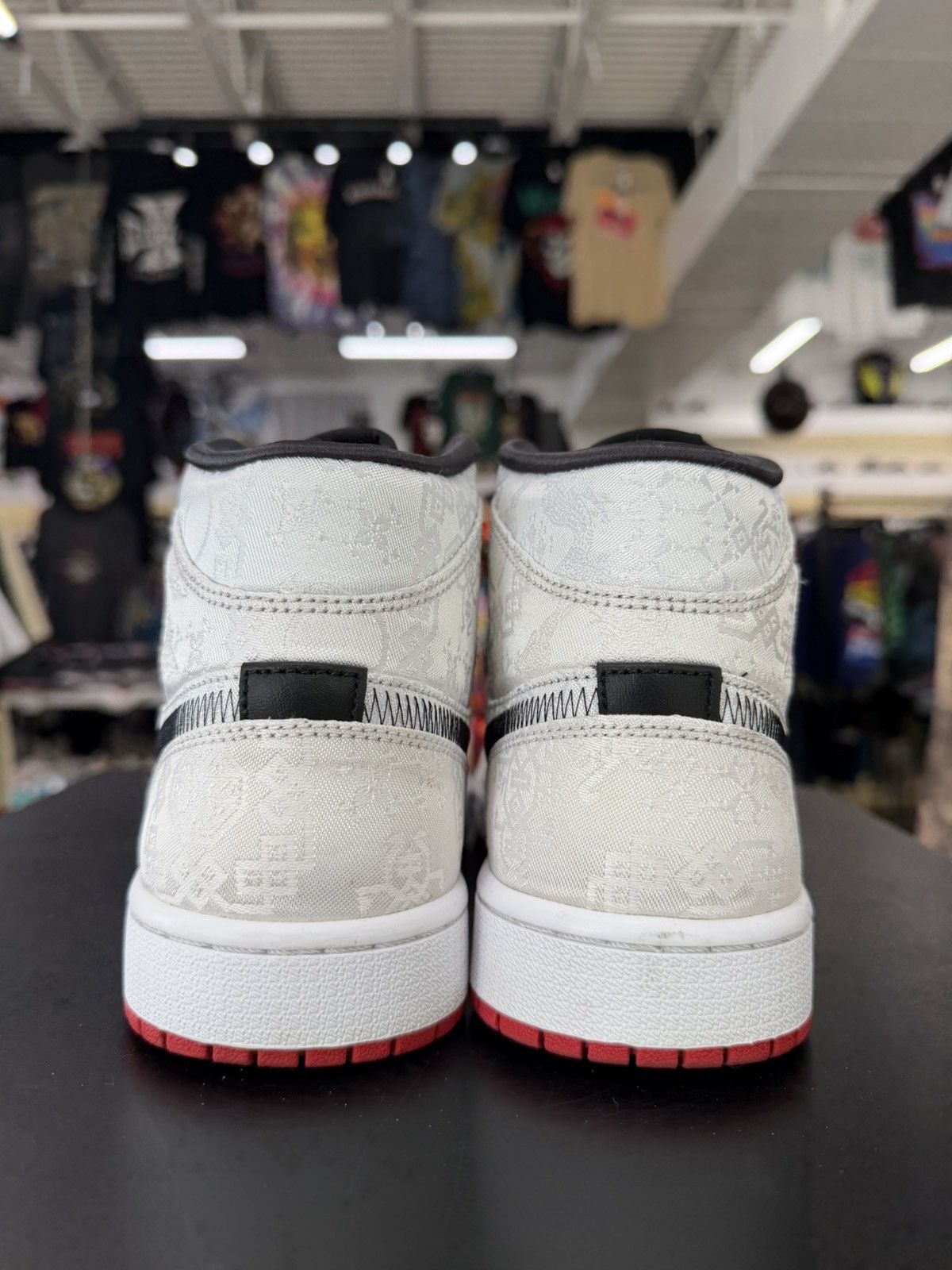 Jordan Brand Jordan 1 Mid Fearless Edison Chen CLOT Size 8.5 (2019) Size US 8.5 / EU 41-42 - 5 Thumbnail