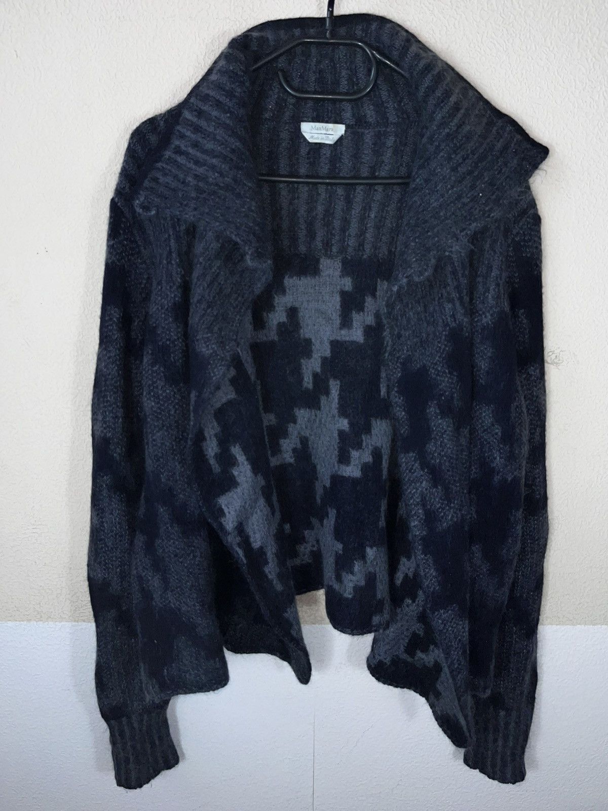 Max Mara Vintage Y2K Max Mara asymmetric wool cardigan for Japan S Size S / US 4 / IT 40 - 1 Thumbnail