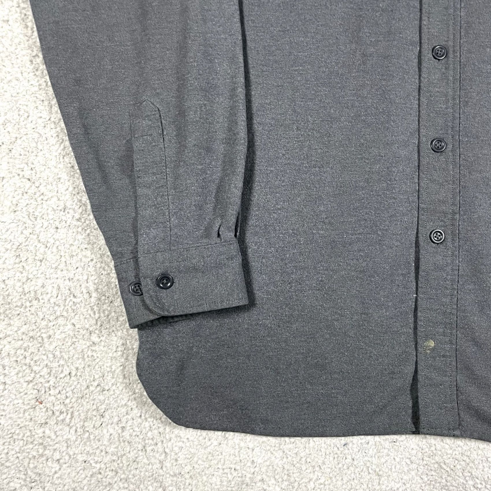 Vintage VINTAGE L.L. Bean Shirt Mens L Gray Chamois Cloth Button Down Outdoor Hiking Hunting Work Size US L / EU 52-54 / 3 - 6 Thumbnail