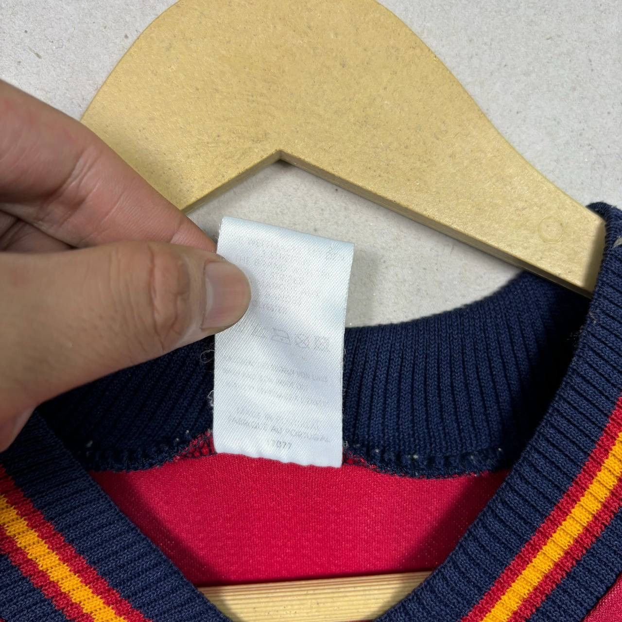 Adidas Vintage 98/99 Spain World Cup Adidas Jersey Home Red Large Size US L / EU 52-54 / 3 - 6 Thumbnail