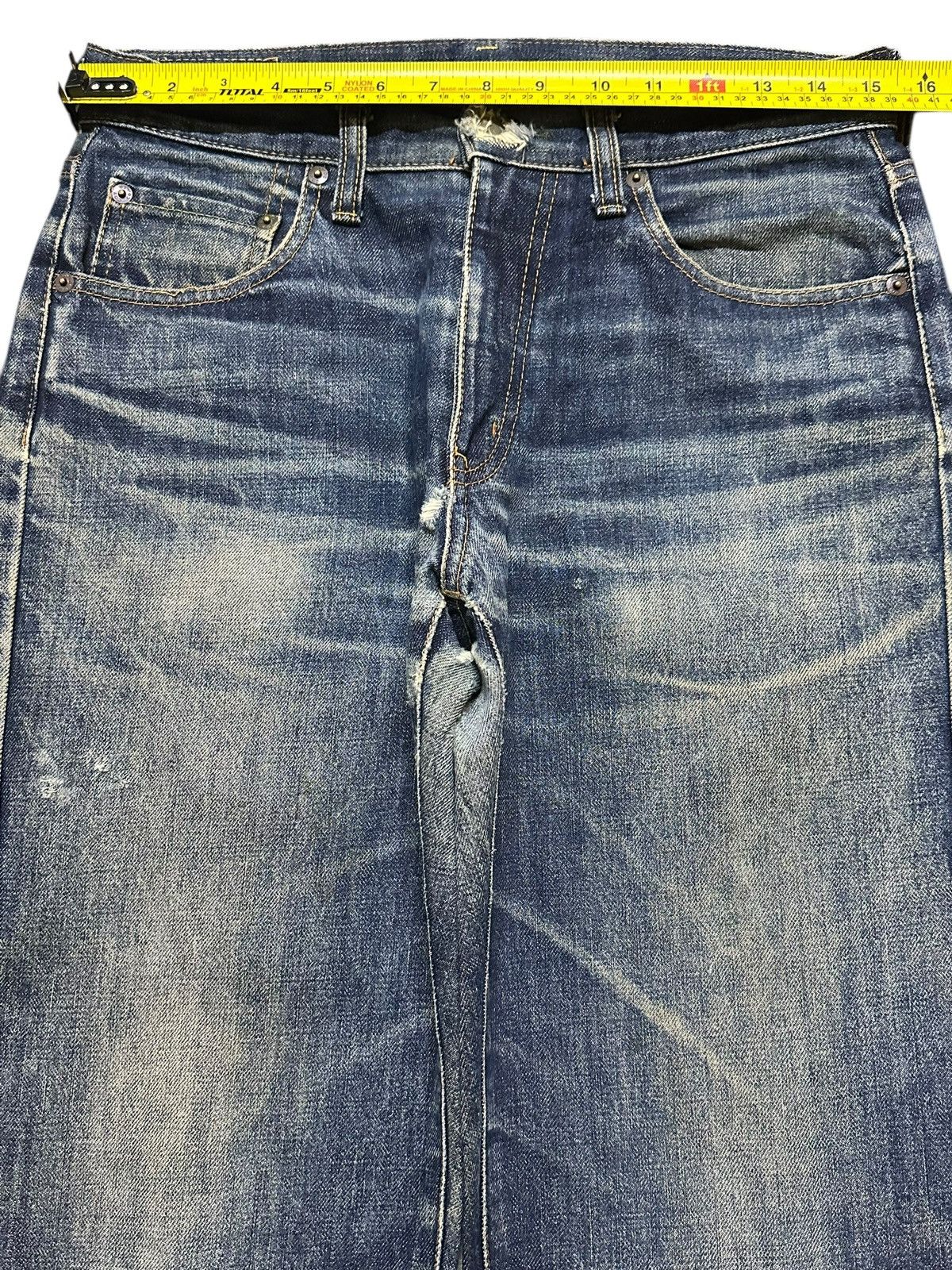 Japanese Brand Vintage Japanese Blue Faded Wash Clawmark Whisker Baggy Fit Size US 30 / EU 46 - 13 Thumbnail