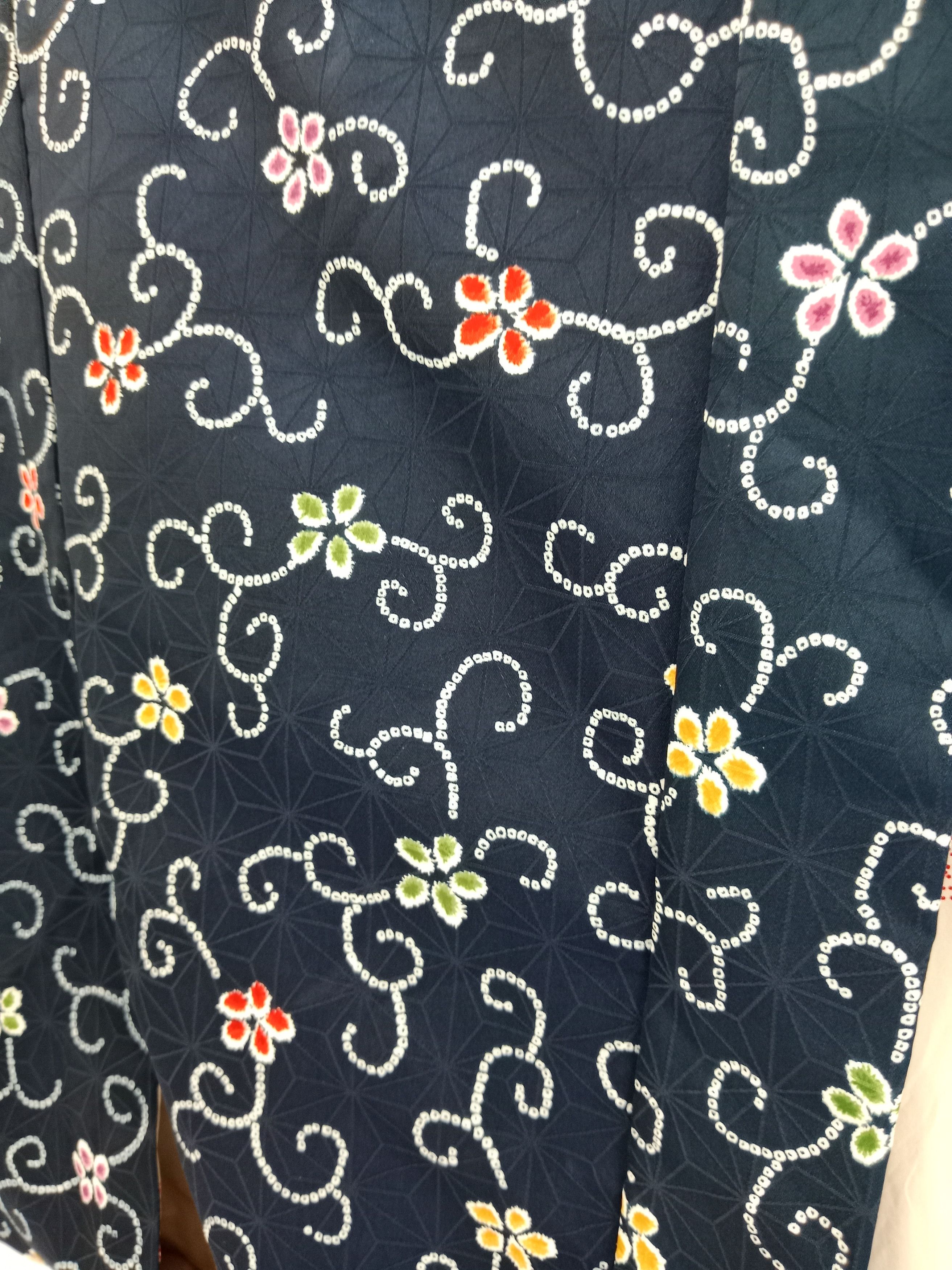 Japanese Brand Vintage Haori Kimono Flower Motif Japanese Style Size US L / EU 52-54 / 3 - 7 Thumbnail