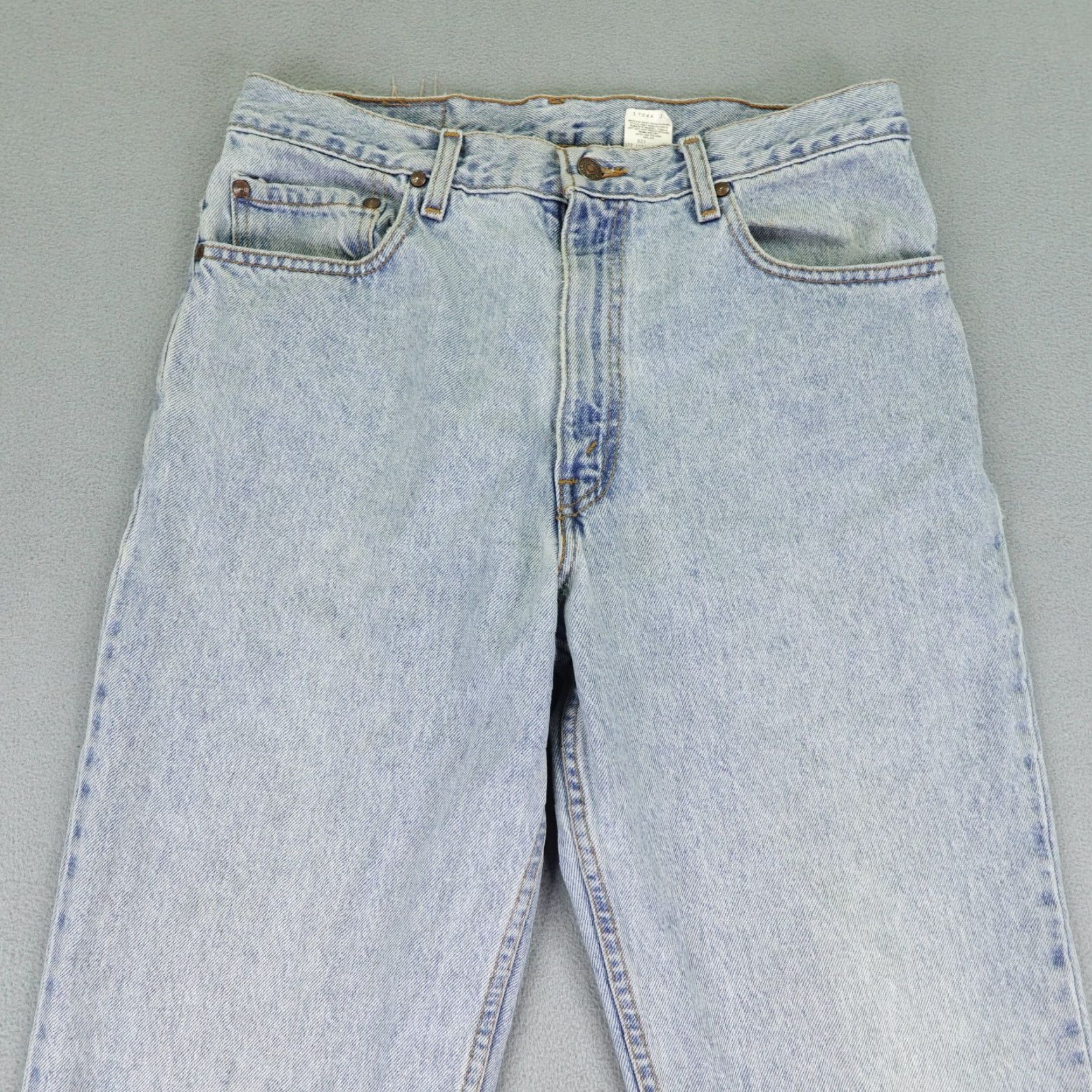 Levi's VINTAGE Levi's Jeans Mens 34x30 Blue Denim 540 Relaxed Light Wash Brown Tab Y2K Logo Pockets 540 Straight Jeans Mens Blue 34x30 Size US 32 / EU 48 - 2 Thumbnail