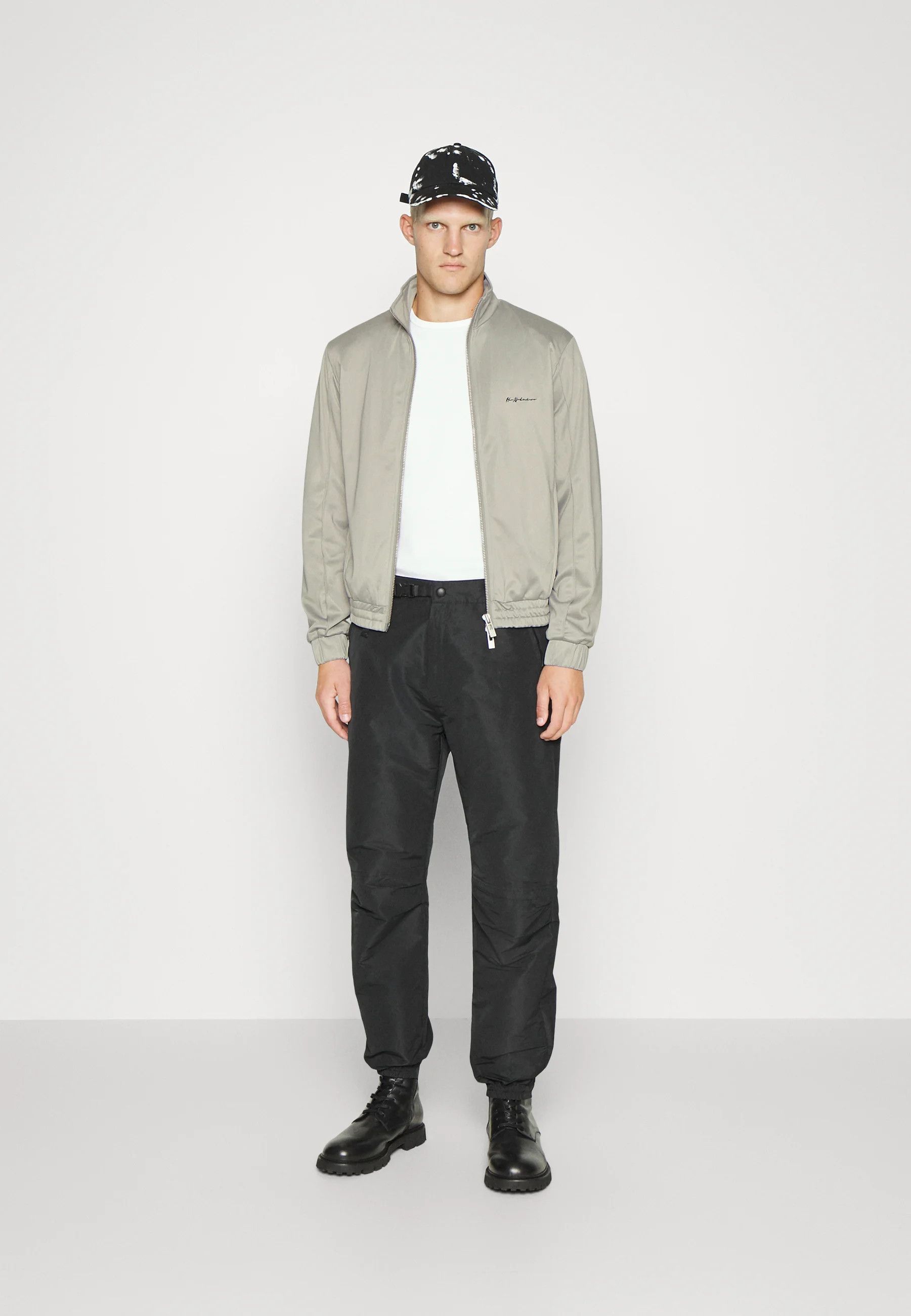 Acne Studios $350 - Grey Track Top Size US L / EU 52-54 / 3 - 8 Thumbnail