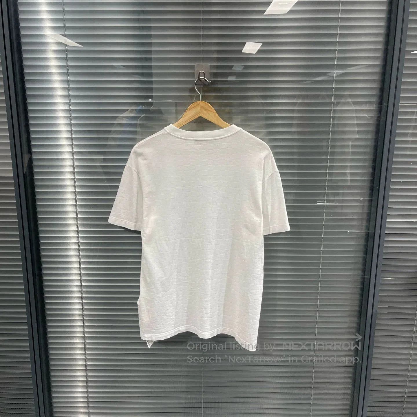 Louis Vuitton White Short-Sleeve Crewneck T-Shirt. Size US S / EU 44-46 / 1 - 2 Thumbnail