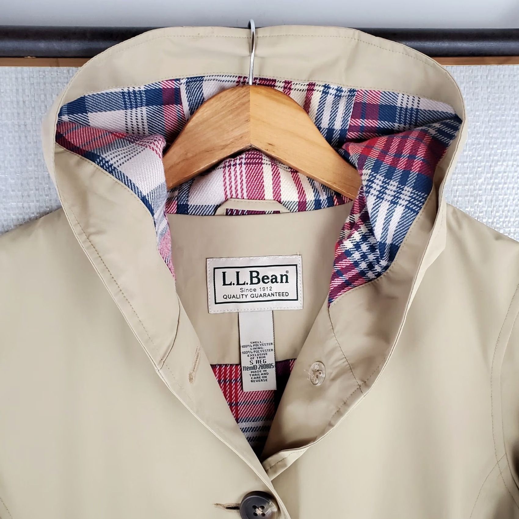 Vintage L.L. Bean Womens Hooded Button Front Macintosh Jacket Khaki Small Beigh Size S / US 4 / IT 40 - 5 Thumbnail