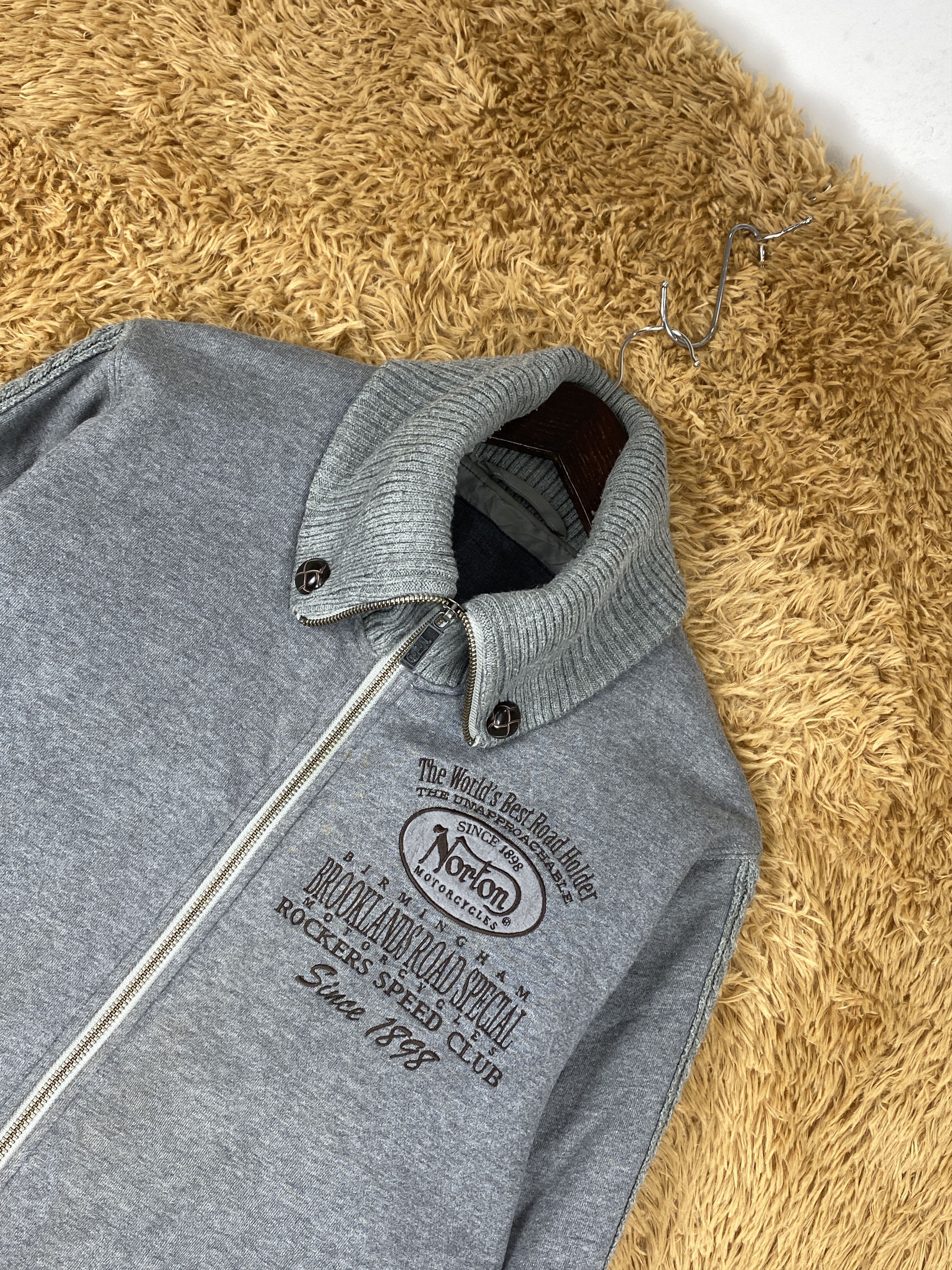 Norton Vintage Norton Motorcycles Rider Sweatshirt J1834 Size US S / EU 44-46 / 1 - 3 Thumbnail