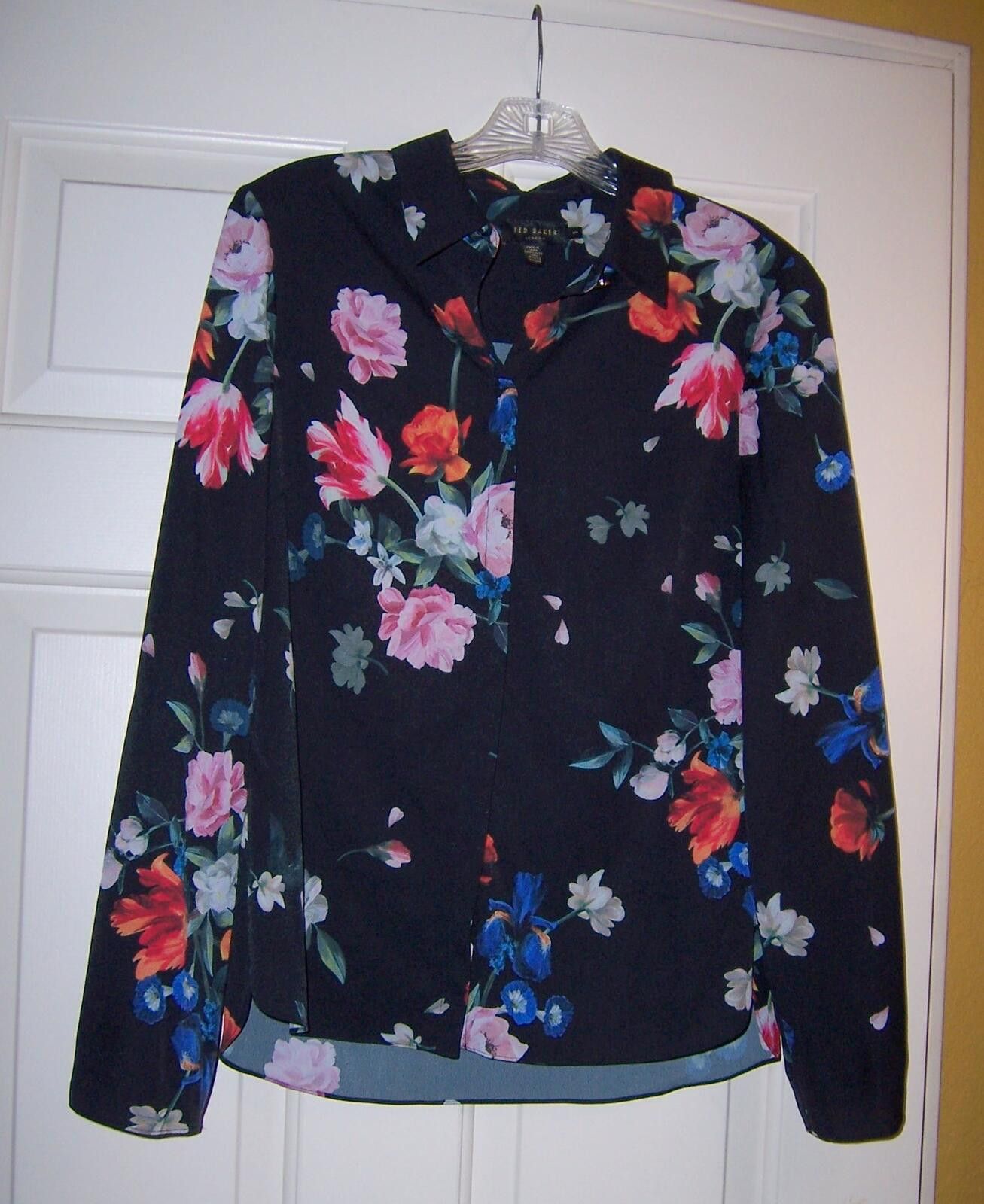 Ted Baker Ted Baker London EBONNY Sandalwood Black Floral Blouse -Sz 1 Size S / US 4 / IT 40 - 3 Thumbnail