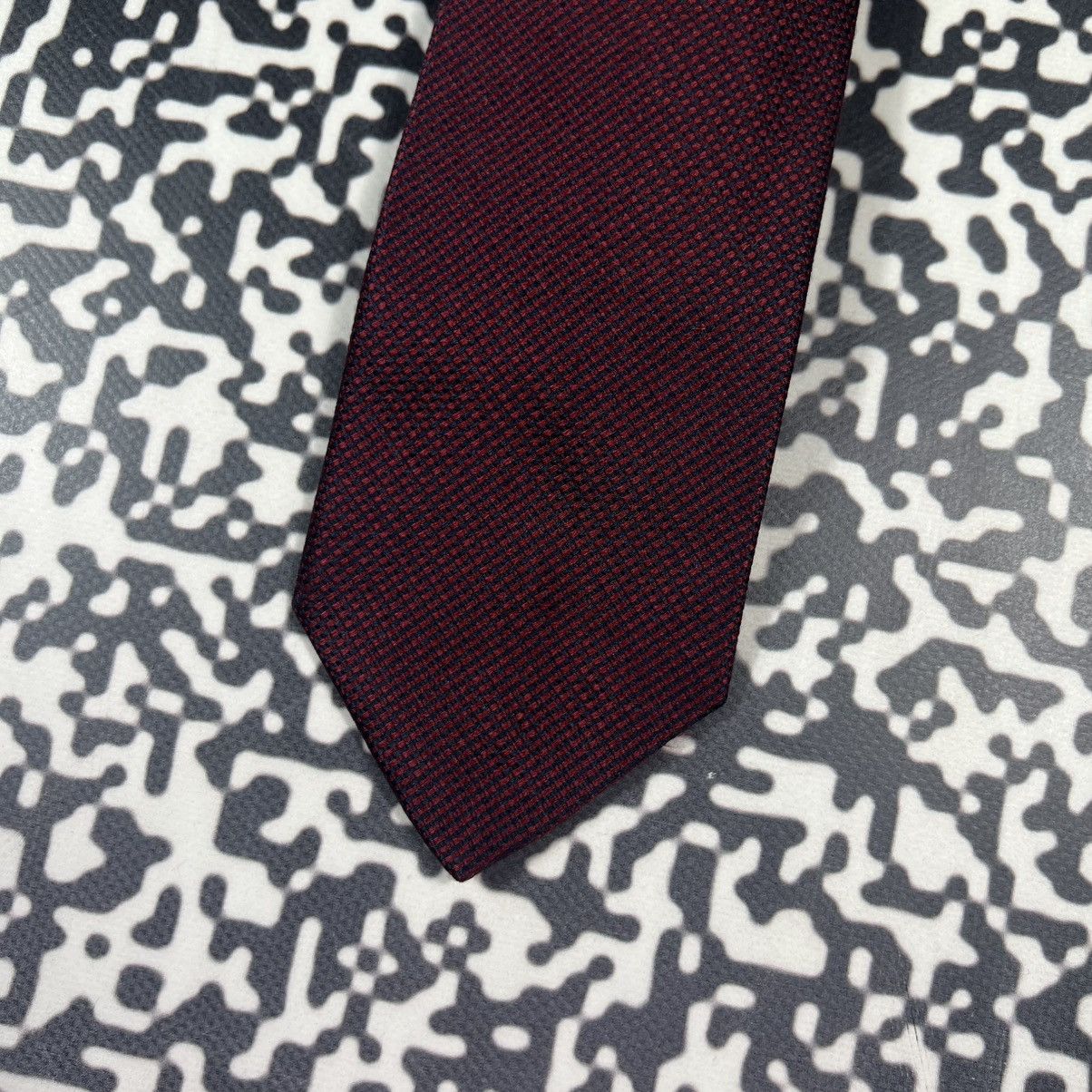 Corneliani Vintage Y2K Corneliani Silk Luxury Casual Tie 90s Style Size ONE SIZE - 2 Thumbnail