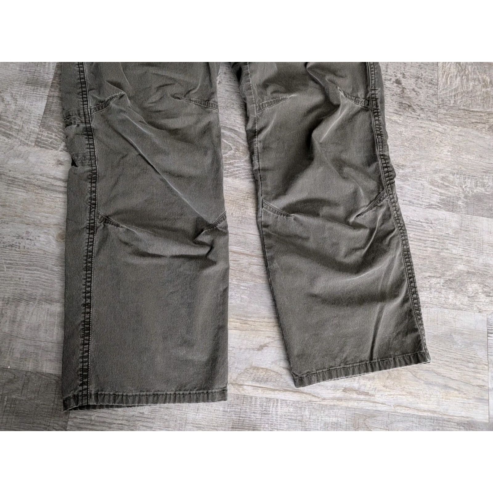 Olive Kuhl Men’s Revolvr Olive Green Chino Pants 31x26 Regular Straight 5-Pocket Logo Pocket Zipper Button Canvas Size US 31 - 2 Thumbnail