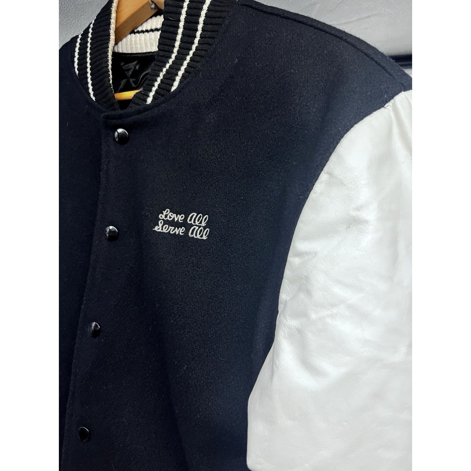 Hard Rock Cafe Hard Rock Cafe Las Vegas Bomber Letterman Jacket Mens Small Size US S / EU 44-46 / 1 - 6 Thumbnail