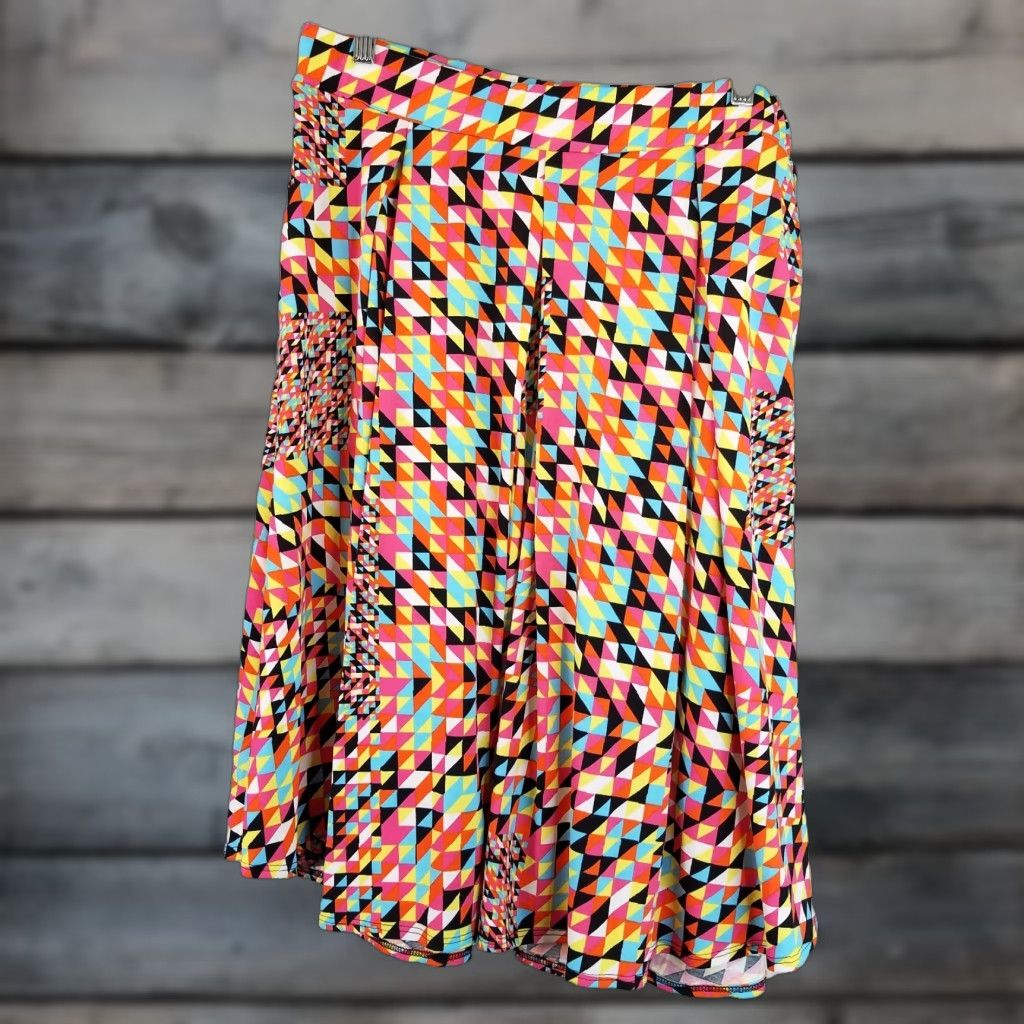 Vintage VINTAGE LuLaRoe Madison Skirt 2XL Pink Black Triangle Geometric Pockets Casual Knee Length Size 40" / US 18 - 1 Thumbnail