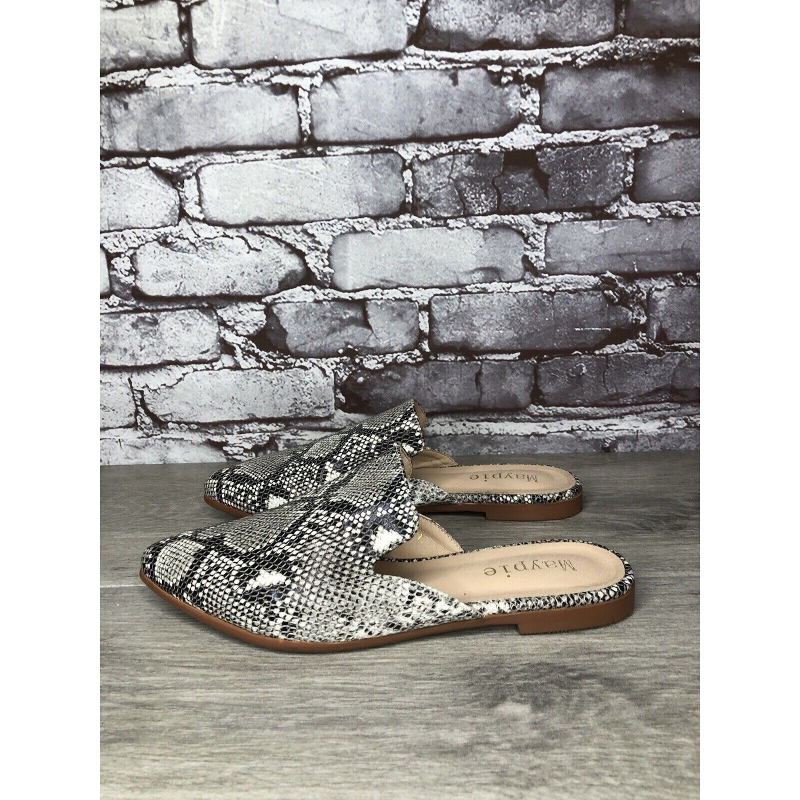 Other Maypie Ivory Black Snake Skin Print Pointed Toe Flats Mules Size US 7 / IT 37 - 3 Thumbnail