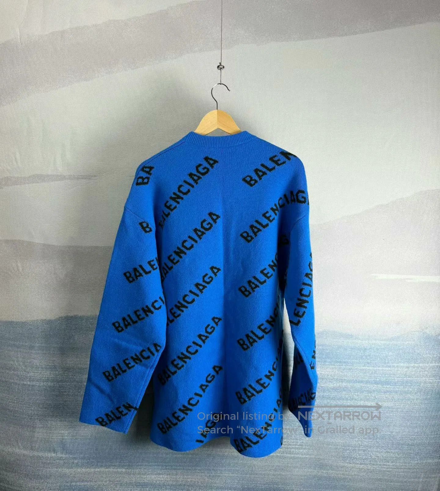 Balenciaga balenciaga blue printed wool sweater os xs. Size US XS / EU 42 / 0 - 3 Thumbnail