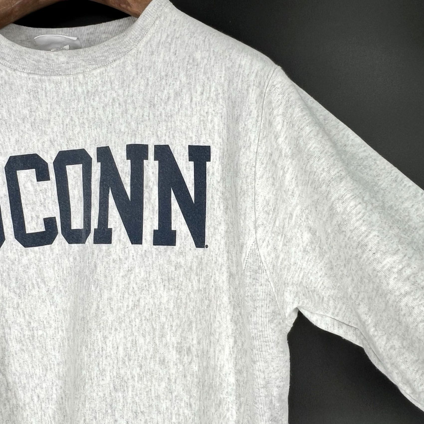 Champion VINTAGE UCONN Champion Sweatshirt Size Small Grey Reverse Weave Classic Pullover Sports University Size US S / EU 44-46 / 1 - 6 Thumbnail