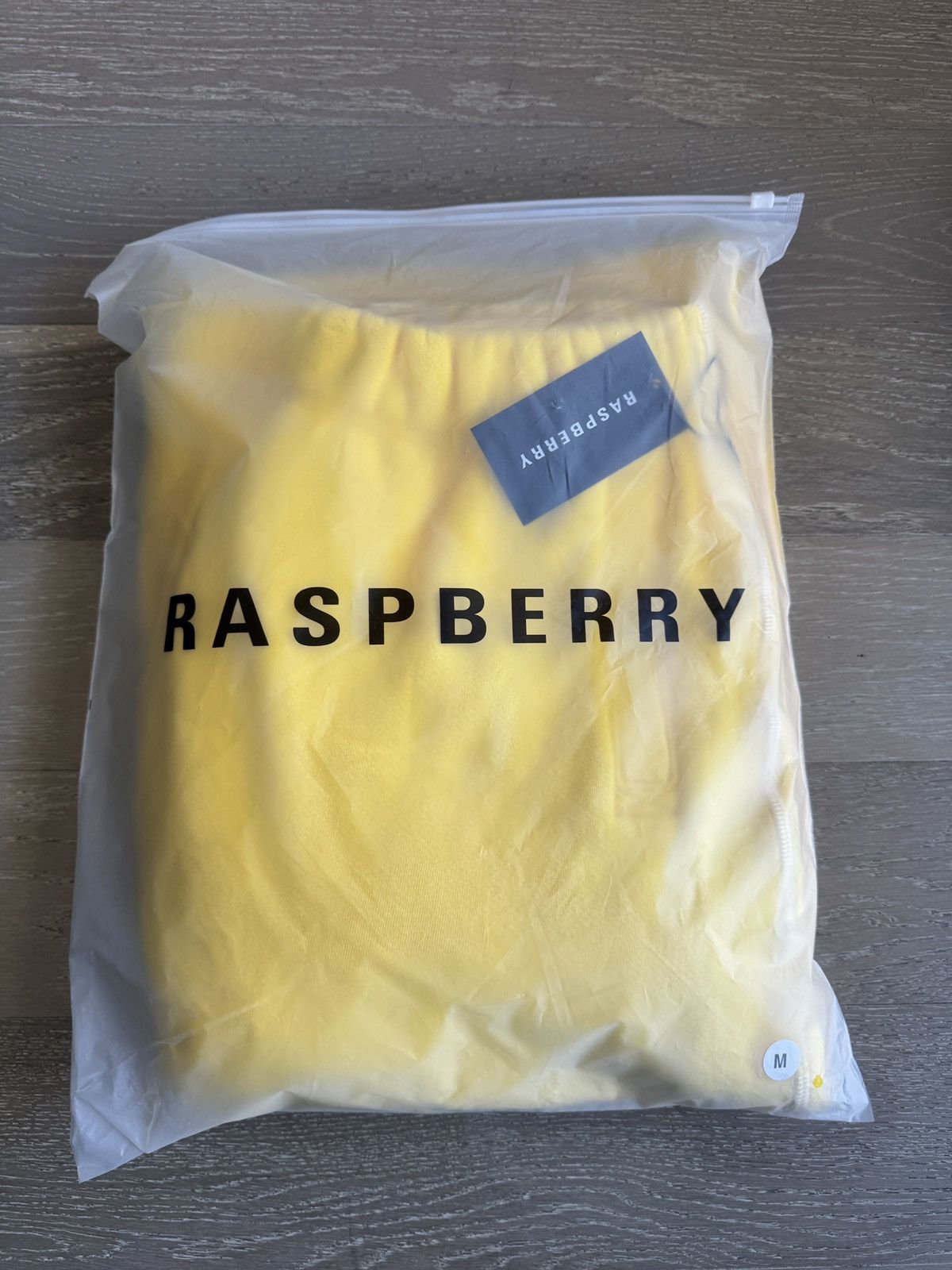 The GV Gallery MEDIUM GV GALLERY RASPBERRY HILLS LEMON DROP SWEATS ✅❤️ NEW Size US 32 / EU 48 - 8 Thumbnail
