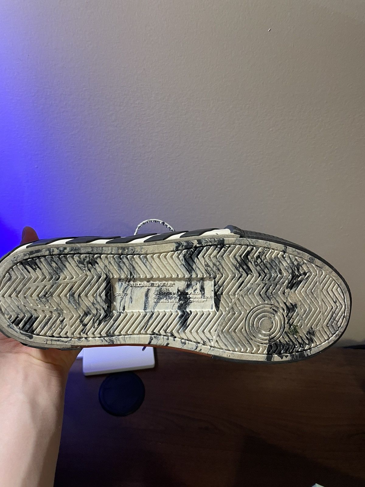 Off-White Off-White Vulc Low Black/White Size US 10 / EU 43 - 8 Thumbnail