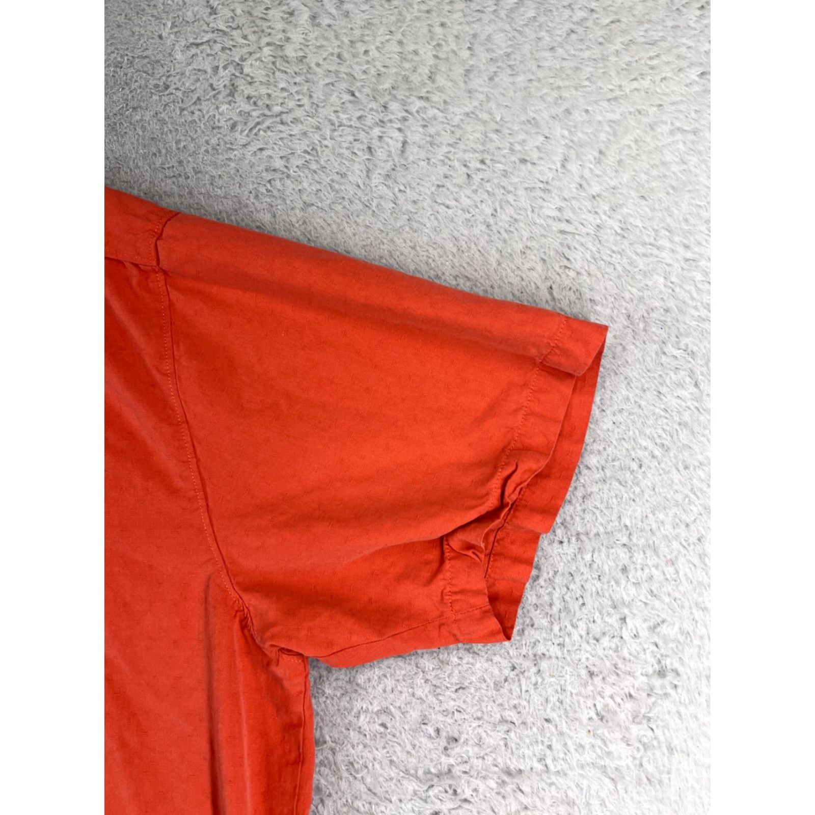 Tommy Bahama Tommy Bahama Shirt Men Extra Large Red 100% Silk Button Up Hawaiian Pocket READ Size US XL / EU 56 / 4 - 2 Thumbnail