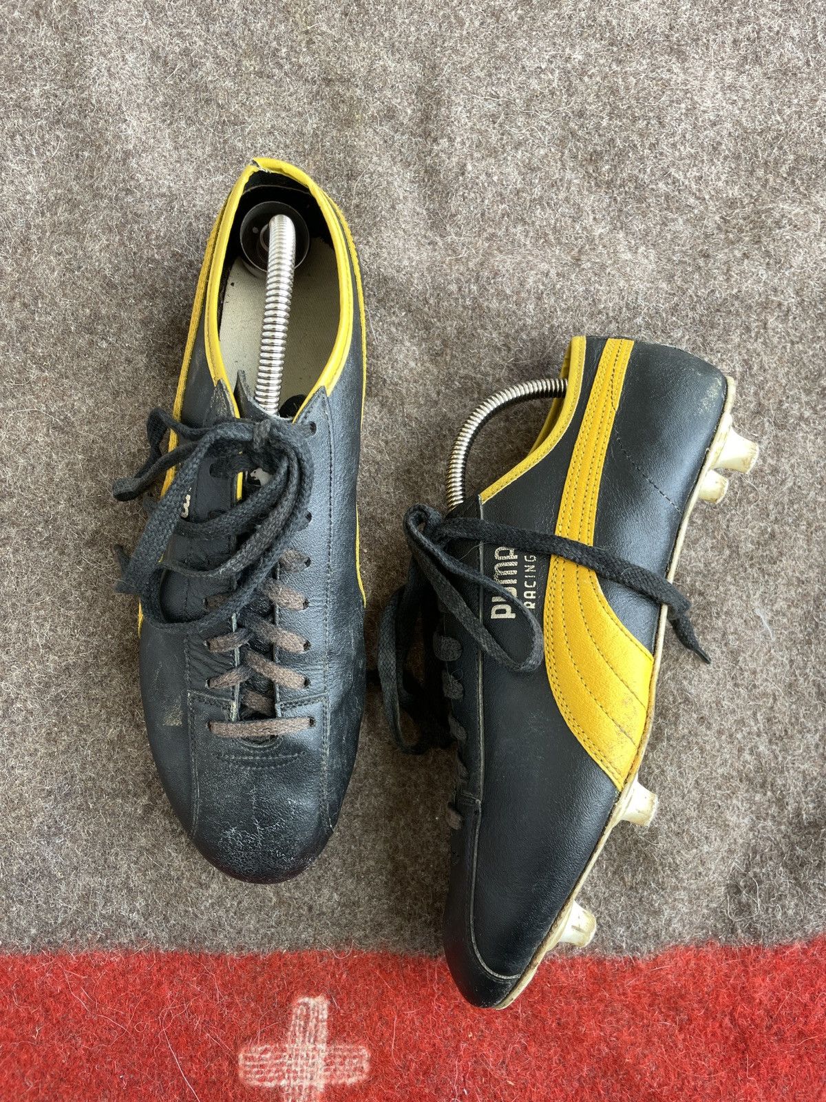 Puma 70s Vintage Puma Football Soccer Boots Size US 10 / EU 43 - 3 Thumbnail