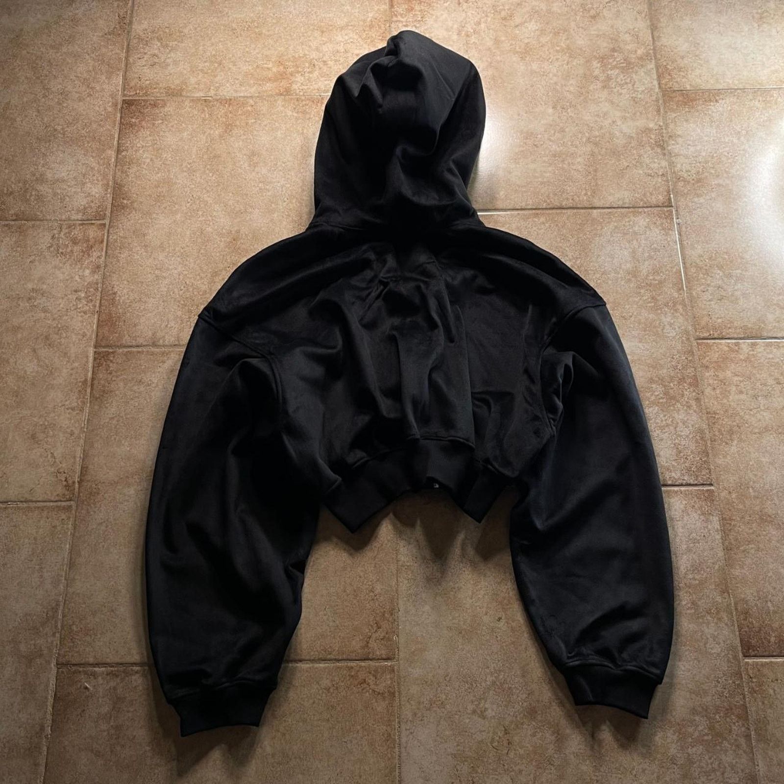 Japanese Brand × Juicy Couture Velvet Black Cropped Zip Up Hoodie size S Size S / US 4 / IT 40 - 4 Thumbnail