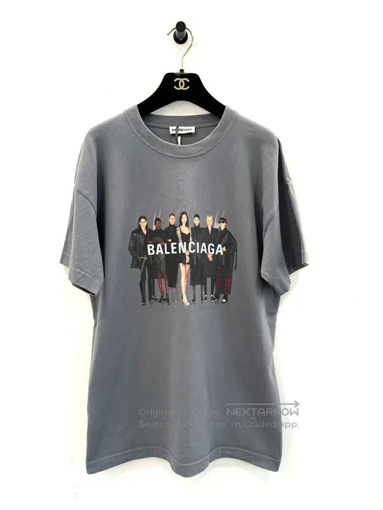 Balenciaga Balenciaga Grey Portrait Printed Logo Short Sleeve Size US S / EU 44-46 / 1 - 1 Thumbnail