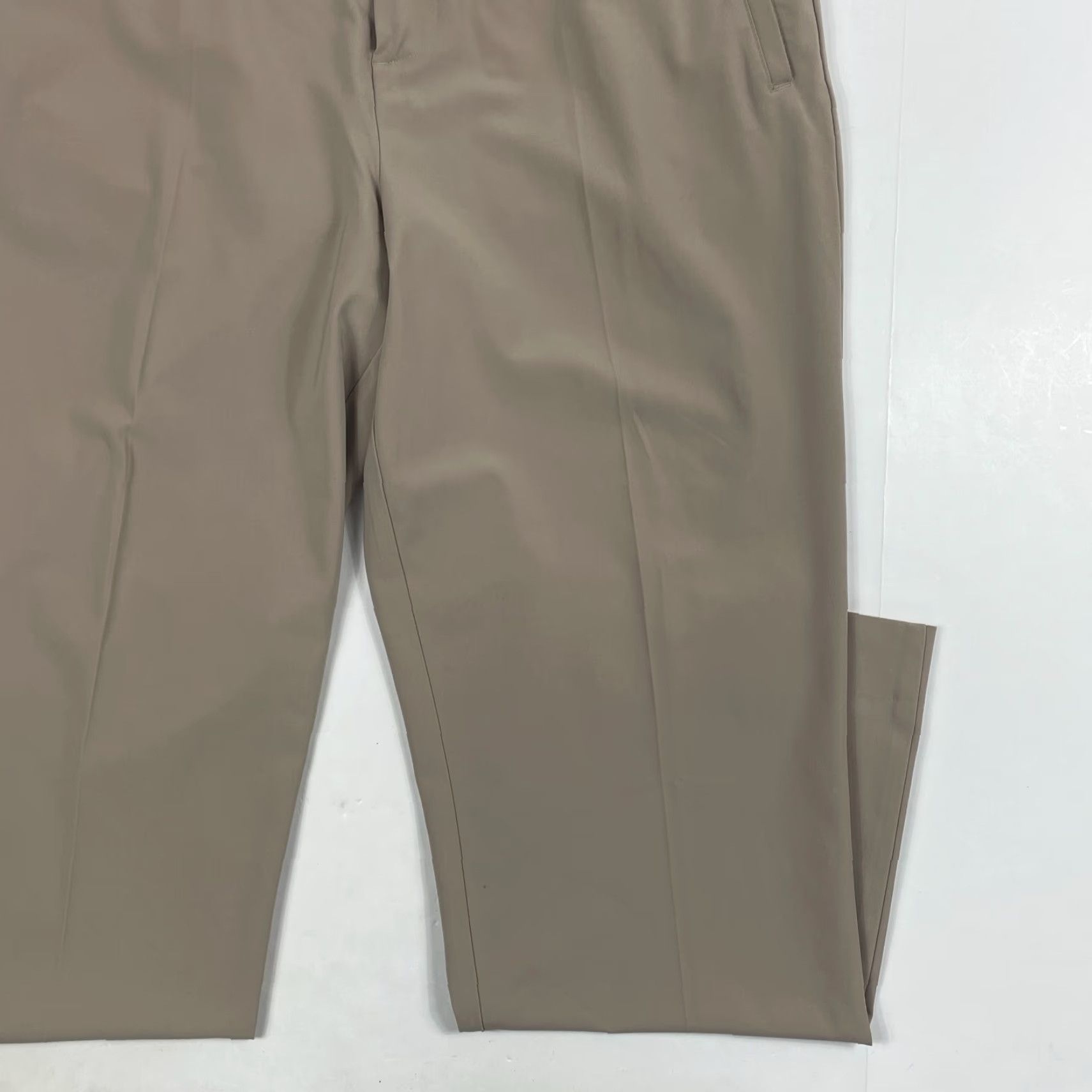 Nike Nike Pants Mens 34 x 30 Beige Golf Straight Leg Flat Front Stretch Outdoors Tan Size US 34 / EU 50 - 4 Thumbnail