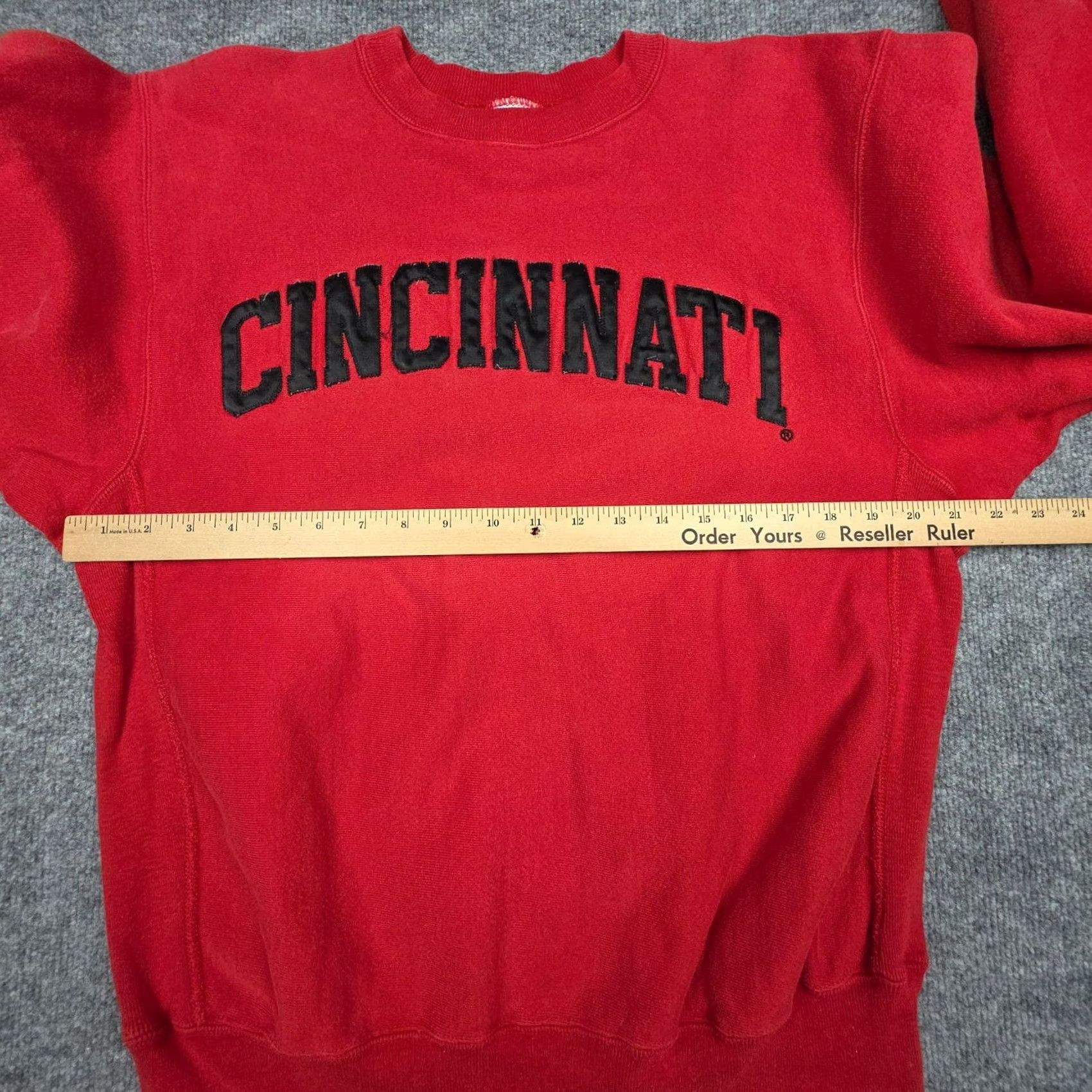Champion VINTAGE Champion Reverse Weave Sweatshirt Men’s Large Red Cincinnati Ohio Size US L / EU 52-54 / 3 - 7 Thumbnail