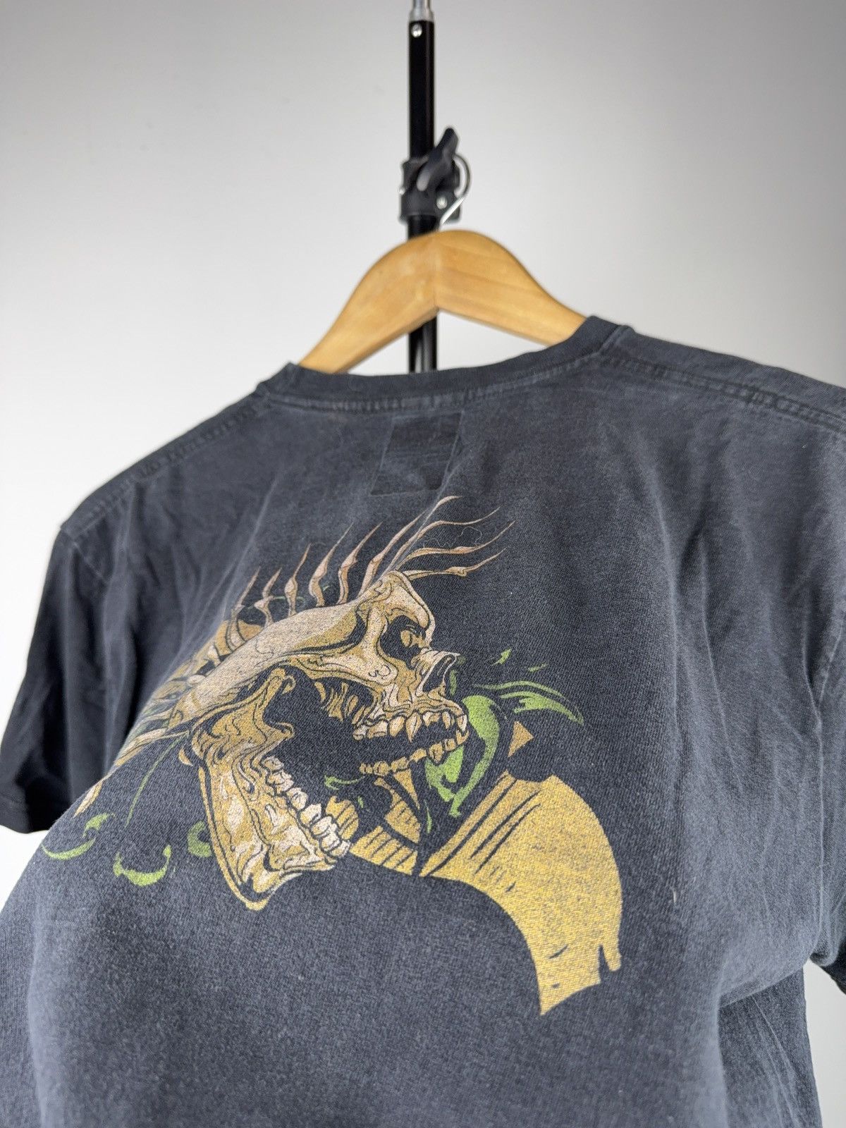 Vintage 00s Y2K Dominator Triple Skull Biker Moto Graphic T-Shirt Size US M / EU 48-50 / 2 - 17 Thumbnail
