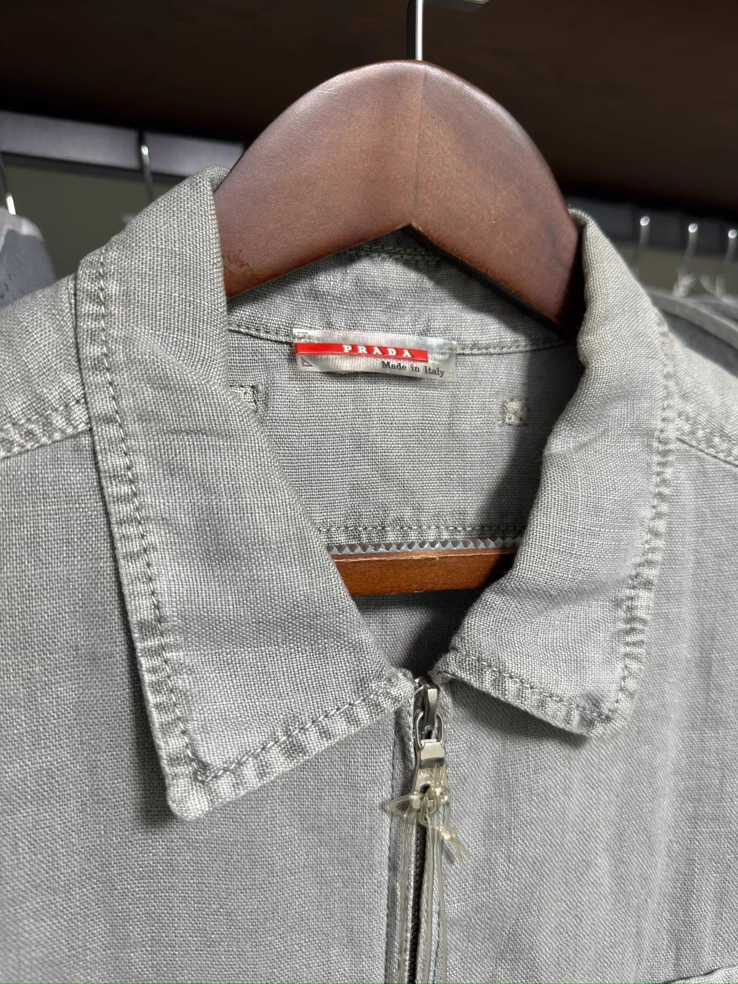 Prada Gray Long Sleeve Button-Up Shirt Size L Size US XXS / EU 40 - 3 Thumbnail