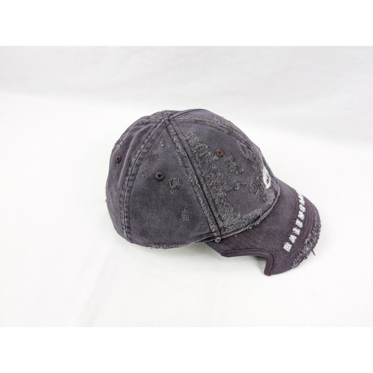 Balenciaga o1rshd1 Size: M / Unity Cap / Hat in Faded Purple/White Size ONE SIZE - 10 Thumbnail