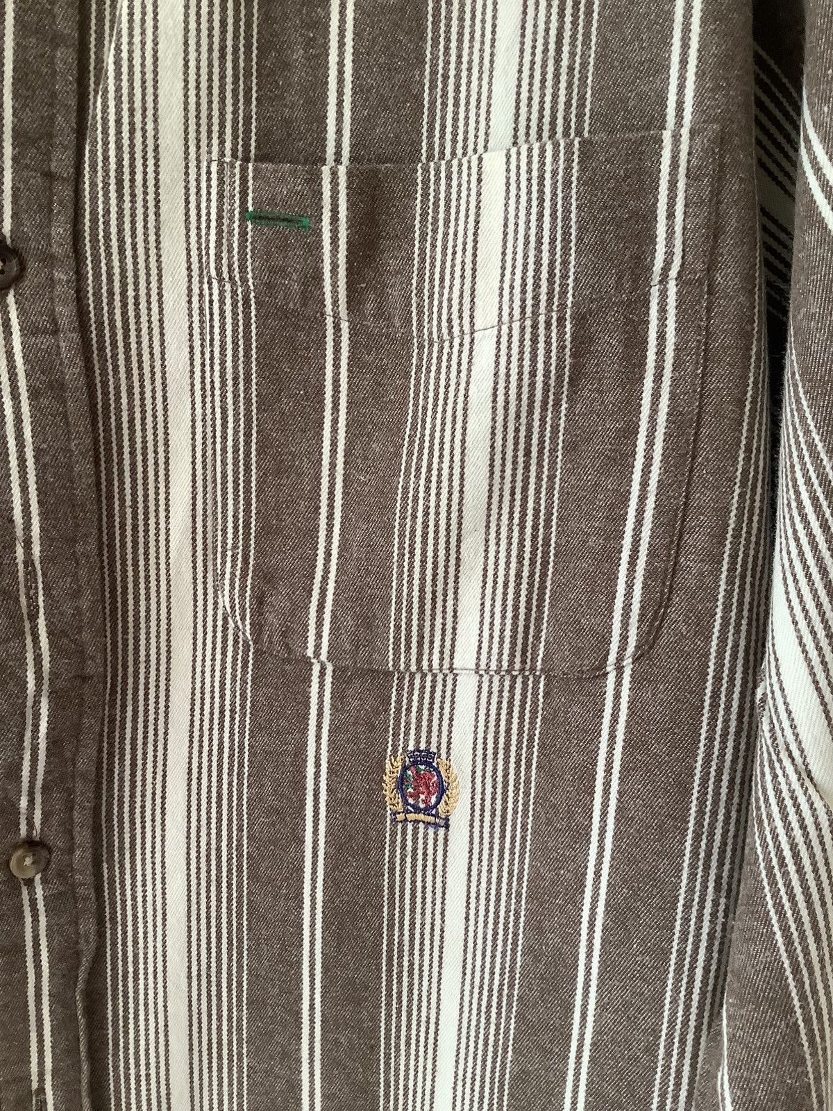 Tommy Hilfiger × Vintage Vintage Tommy Hilfiger Button Up Shirt Size US L / EU 52-54 / 3 - 3 Thumbnail