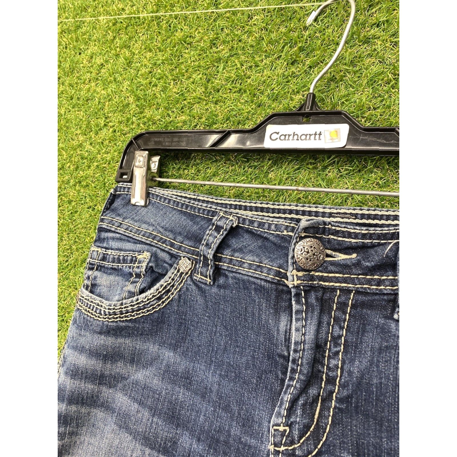 Silver Jeans Co. VINTAGE Silver Jeans Womens Capri Jeans Suki 29 30x20 Dark Wash Blue Stretch Denim 5-Pocket Size 29" - 5 Thumbnail