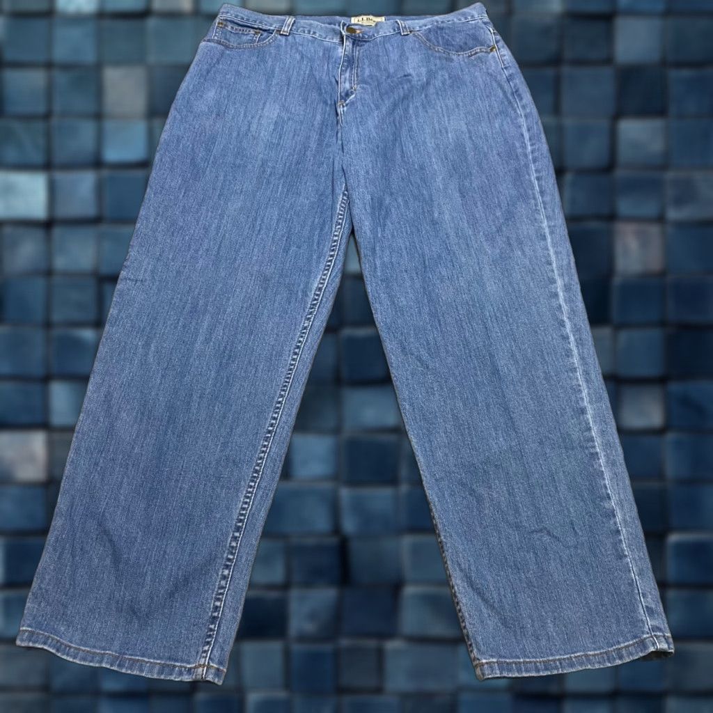 Vintage L.L. Beans Womens sz 18 Jeans Blue Denim Medium Wash Relaxed Straight High Rise Size 25" / US 0 / IT 36 - 1 Thumbnail