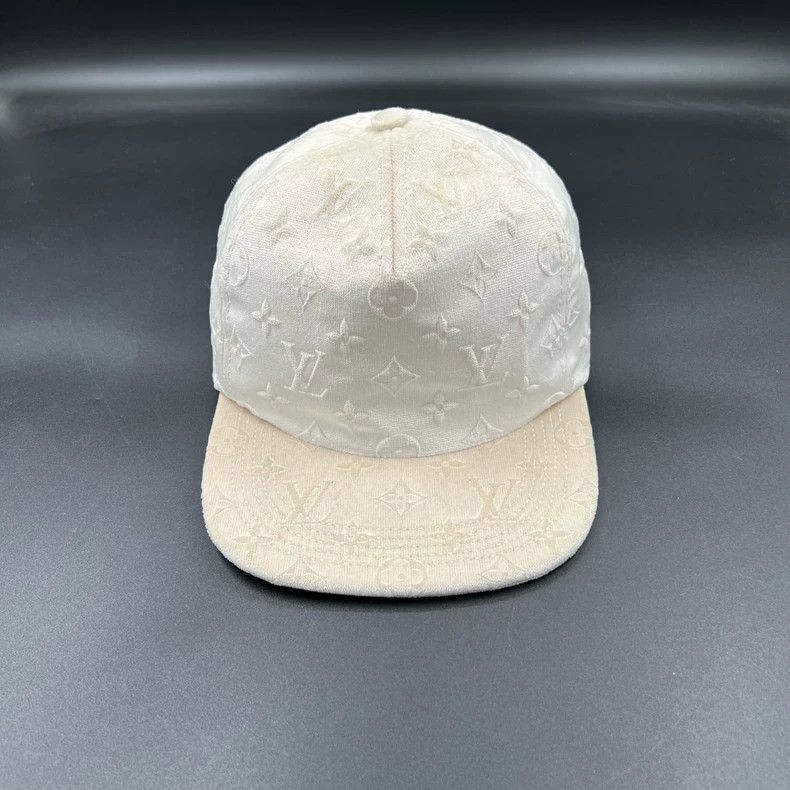 Louis Vuitton Louis Vuitton Flocked presbyopic baseball cap Size ONE SIZE - 1 Thumbnail