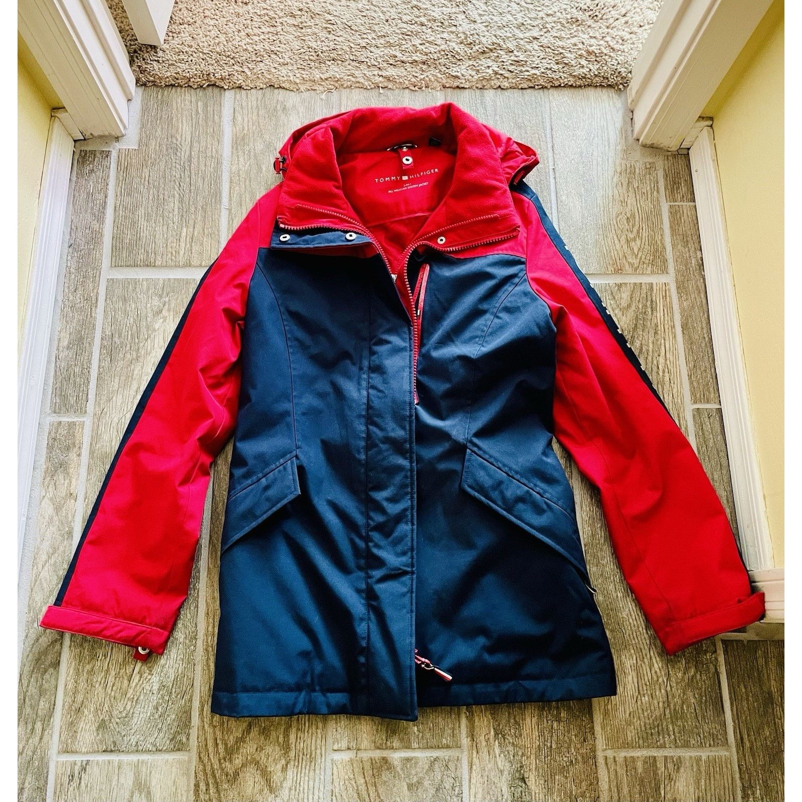Tommy Hilfiger Women's Tommy Hilfiger 3-in-1 Removable Hood Jacket Size S Size S / US 4 / IT 40 - 6 Thumbnail