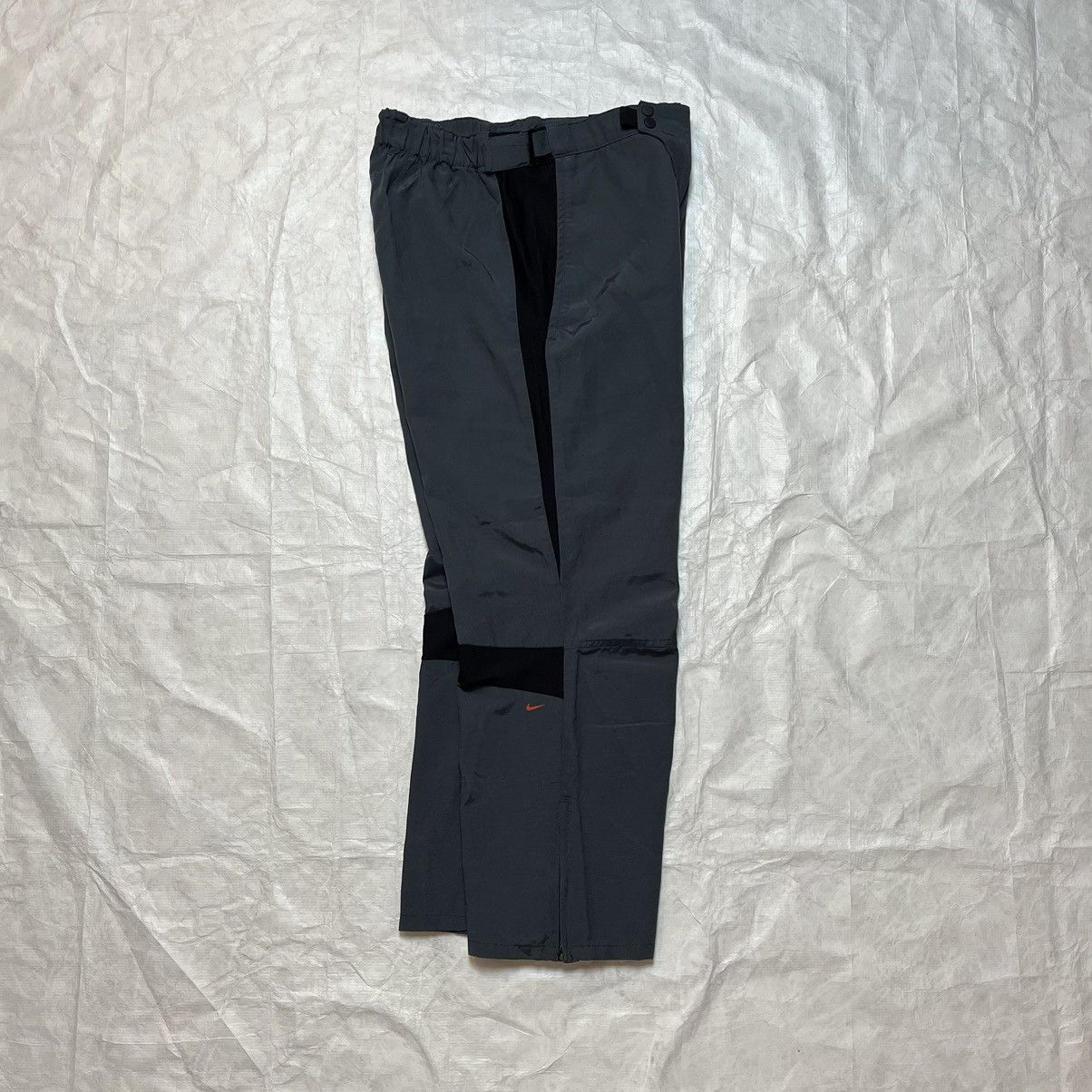 Nike Nike Morse code vintage track pants Size US 34 / EU 50 - 2 Thumbnail