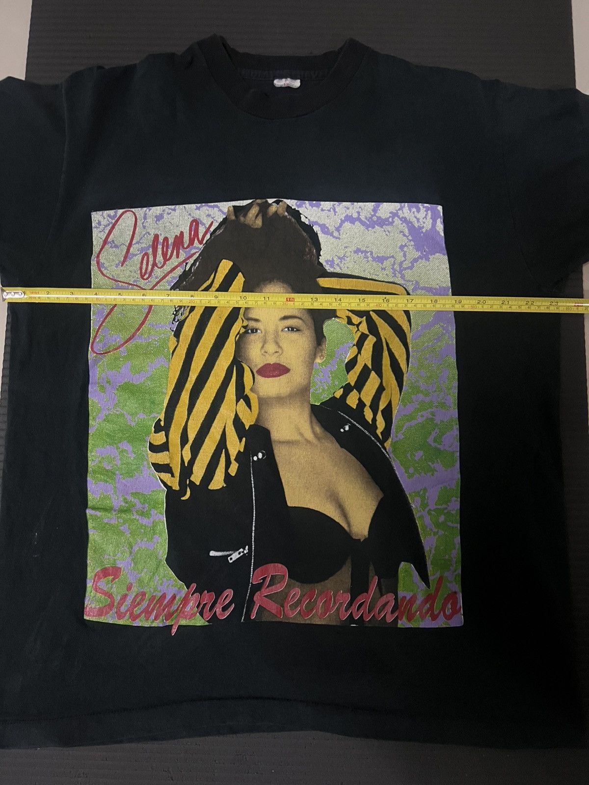 Vintage Vintage SELENA QUINTANILLA rap tee Size US XL / EU 56 / 4 - 11 Thumbnail