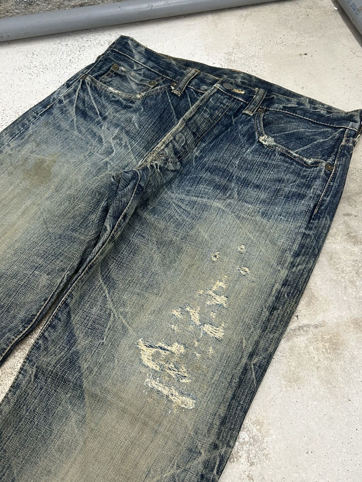 Eternal Eternal Distressed Mud Washed Jean Size US 31 - 7 Thumbnail